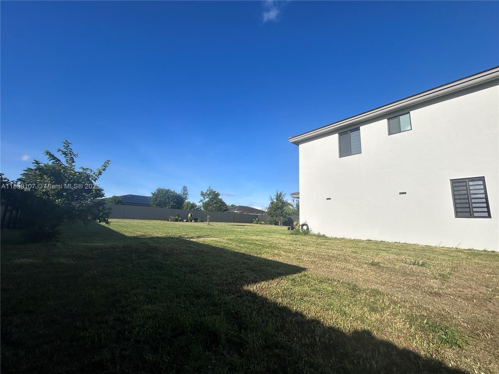 SOUTHERN COVE - Residential