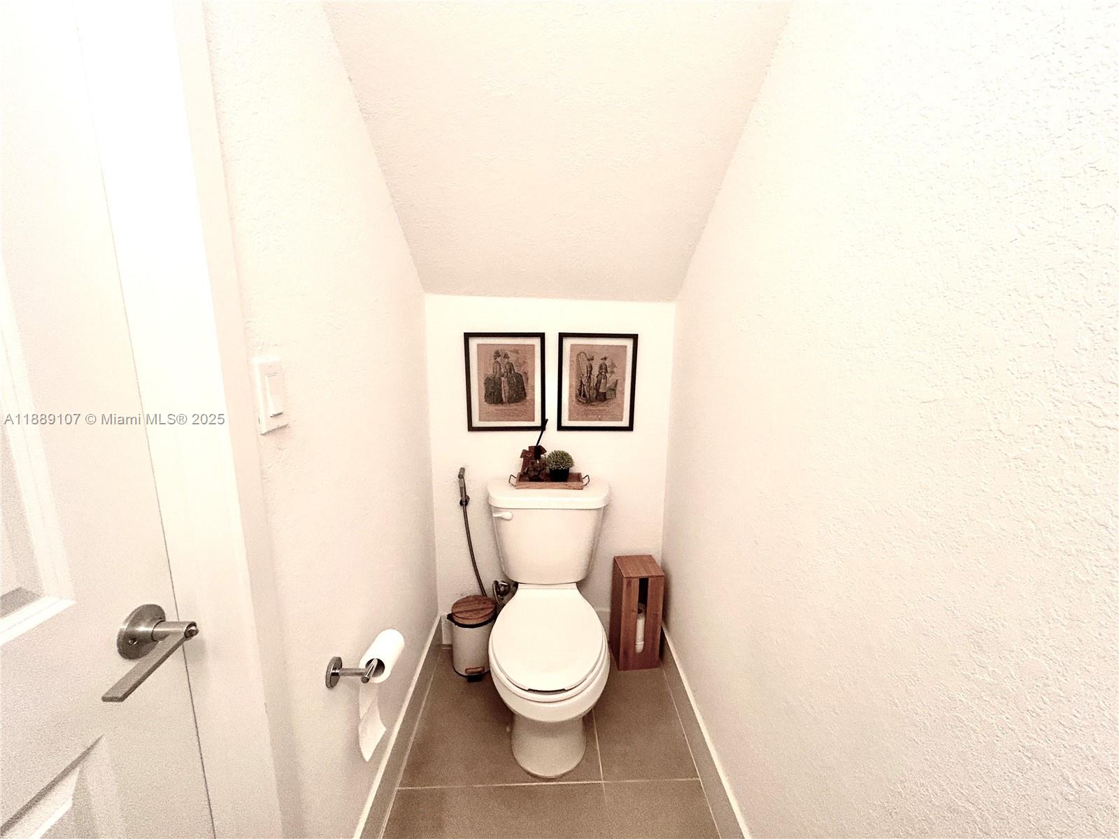 SOUTHERN COVE - Residential