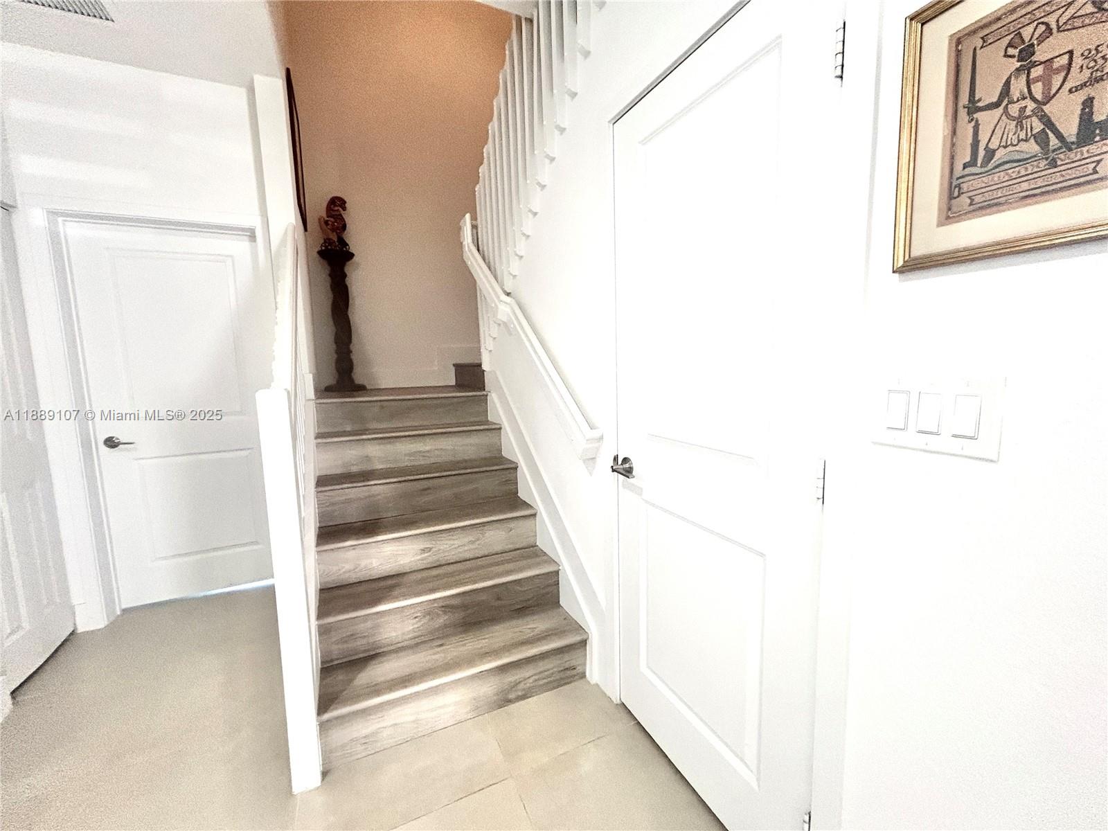 SOUTHERN COVE - Residential