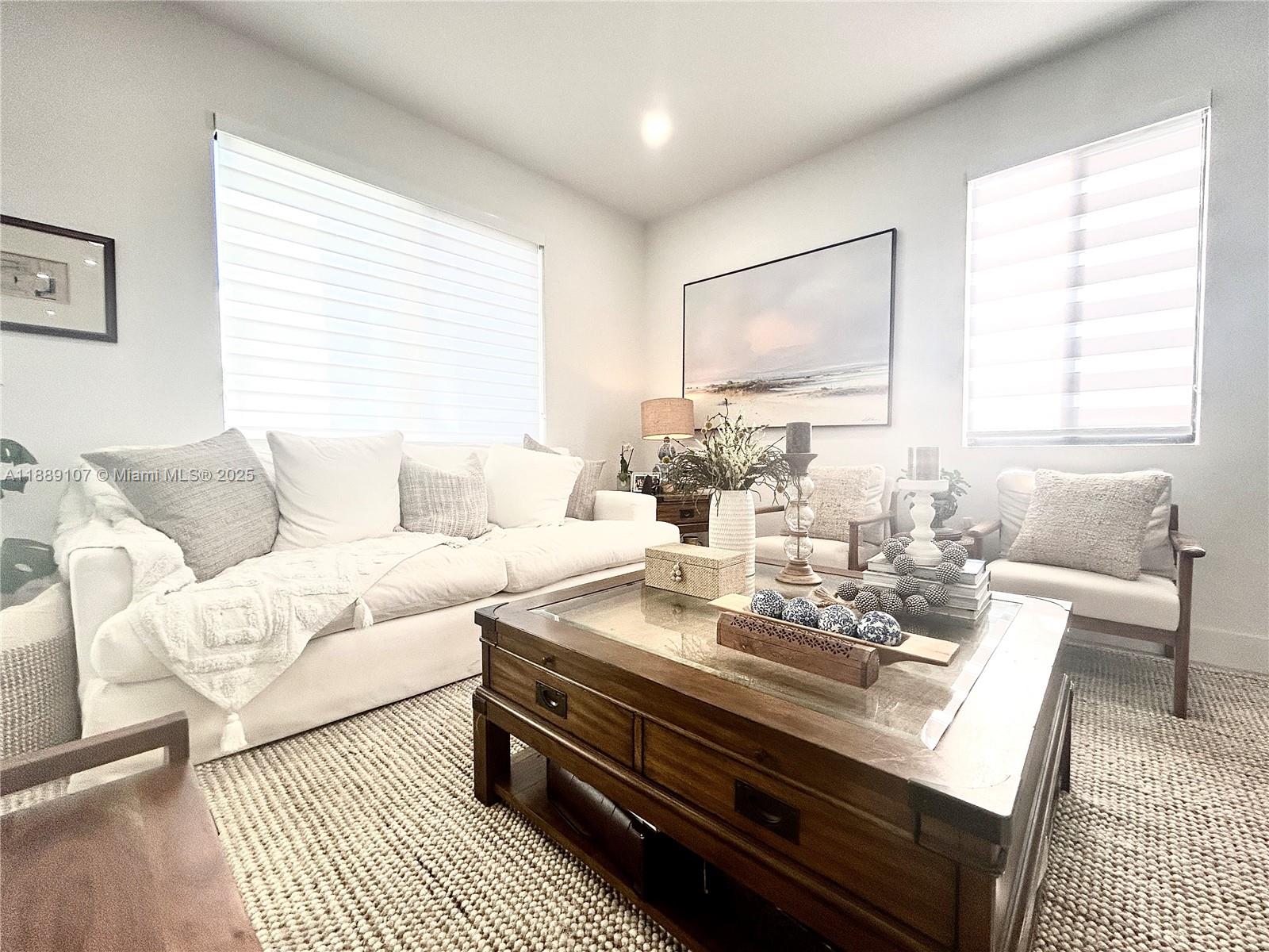 SOUTHERN COVE - Residential