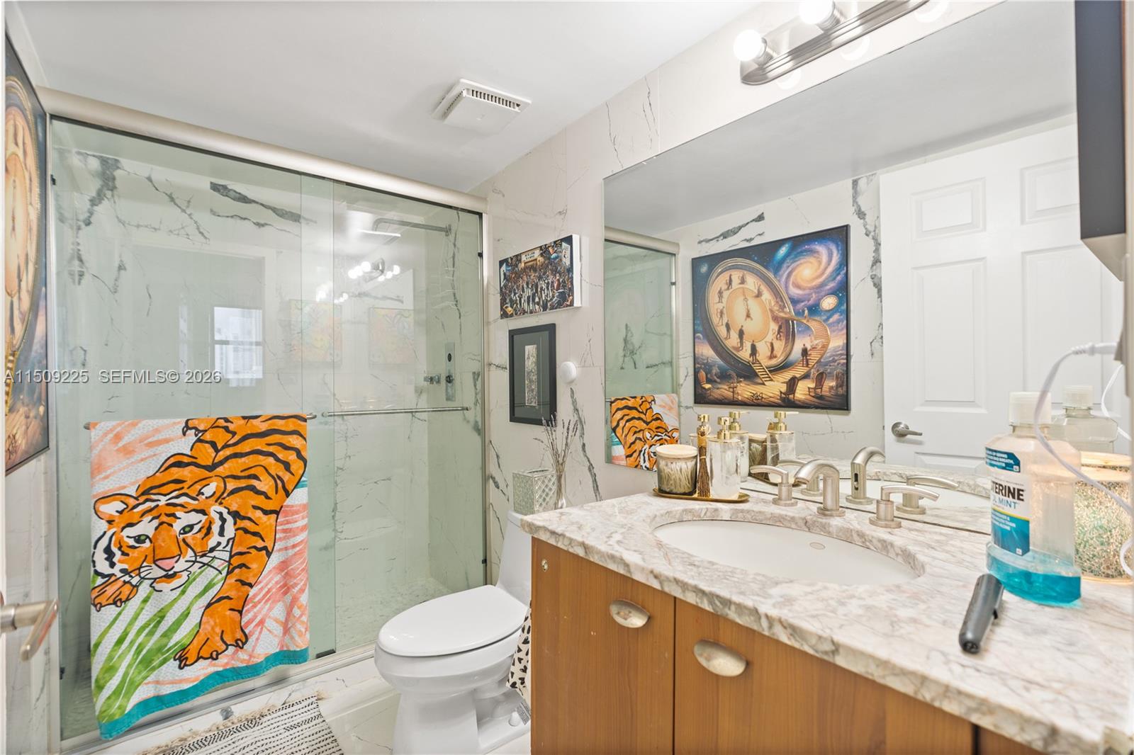 WINSTON TOWERS 600 CONDO - Residential