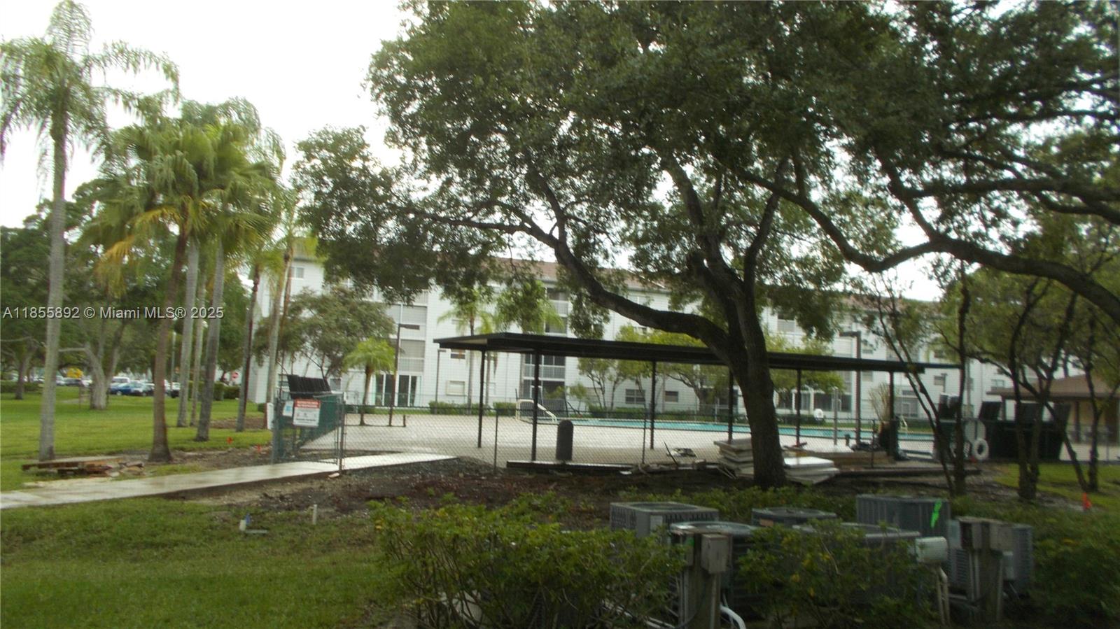 CAMBRIDGE AT CENTURY VILL - Residential Lease