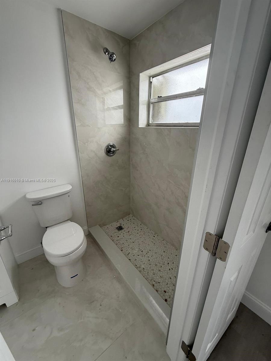 LAGO BELLO CONDO #1 - Residential Lease