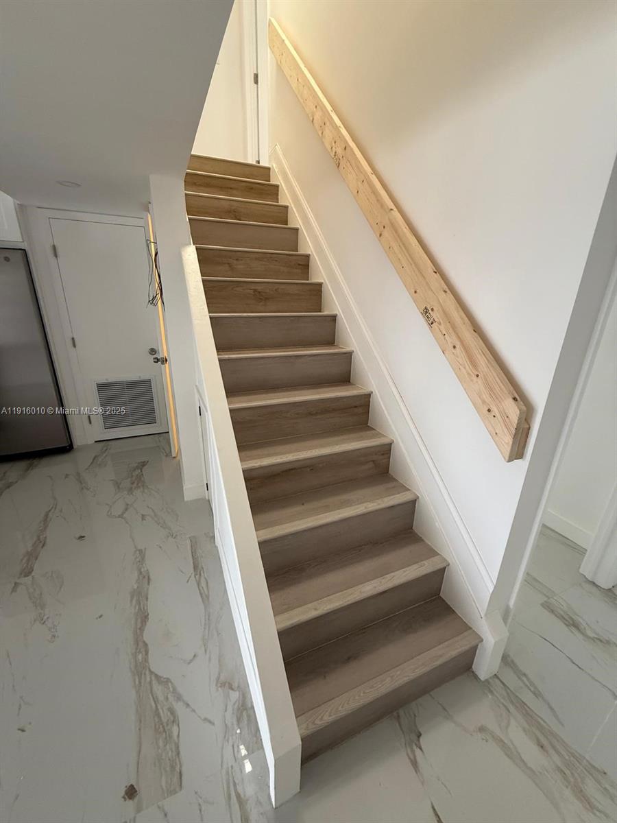 LAGO BELLO CONDO #1 - Residential Lease