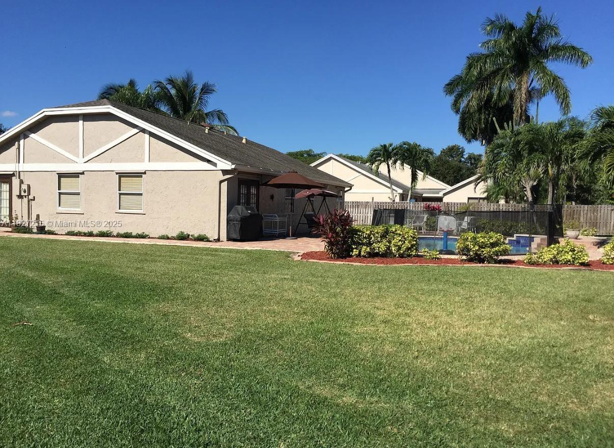 763 S Wind Cir