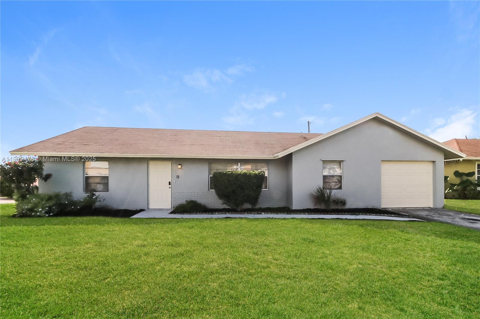 BOYNTON RIDGE - Residential Lease