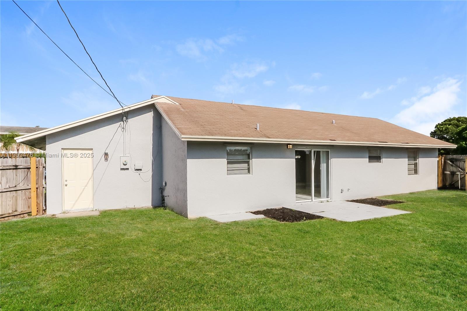 BOYNTON RIDGE - Residential Lease