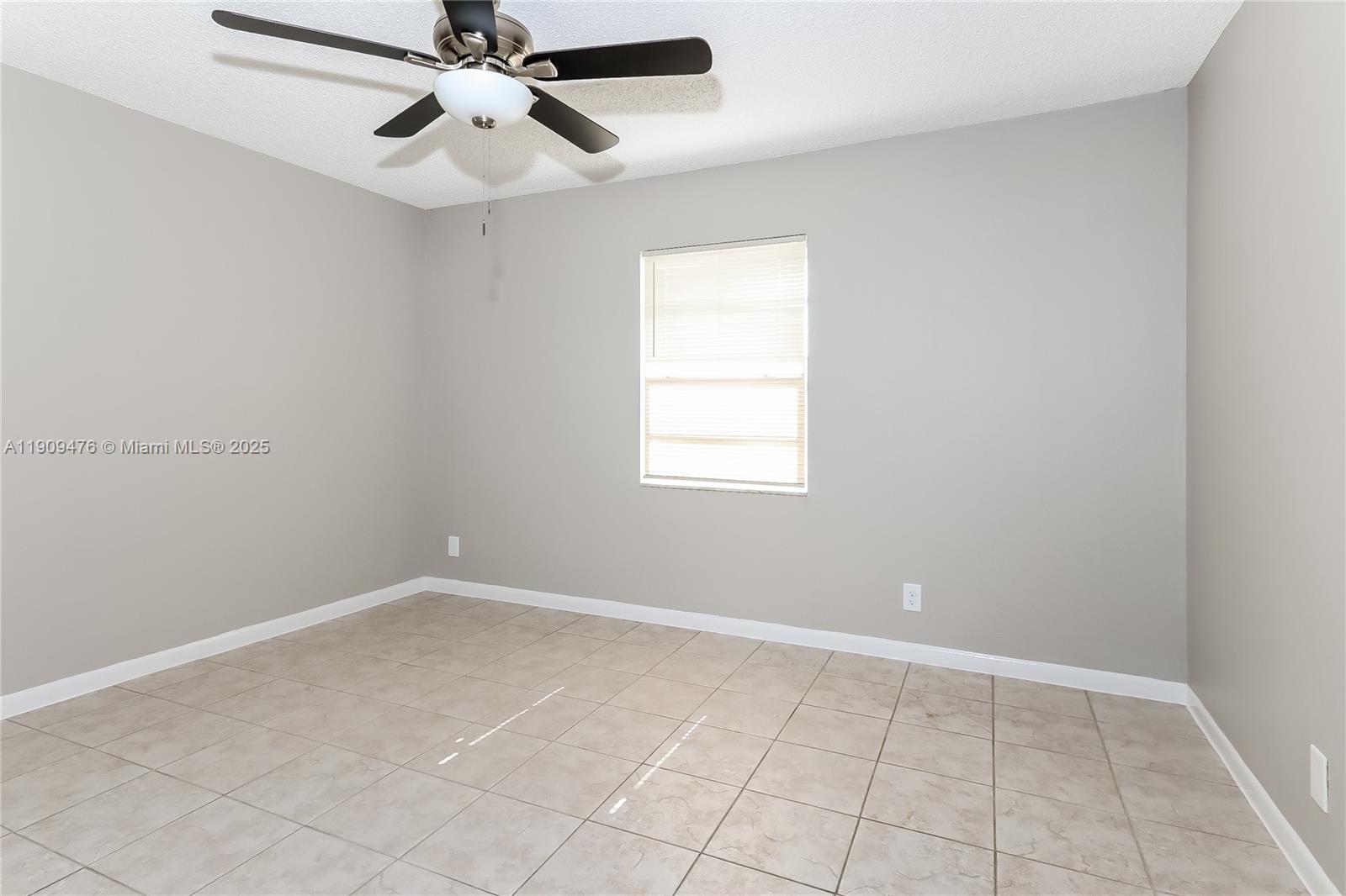 BOYNTON RIDGE - Residential Lease