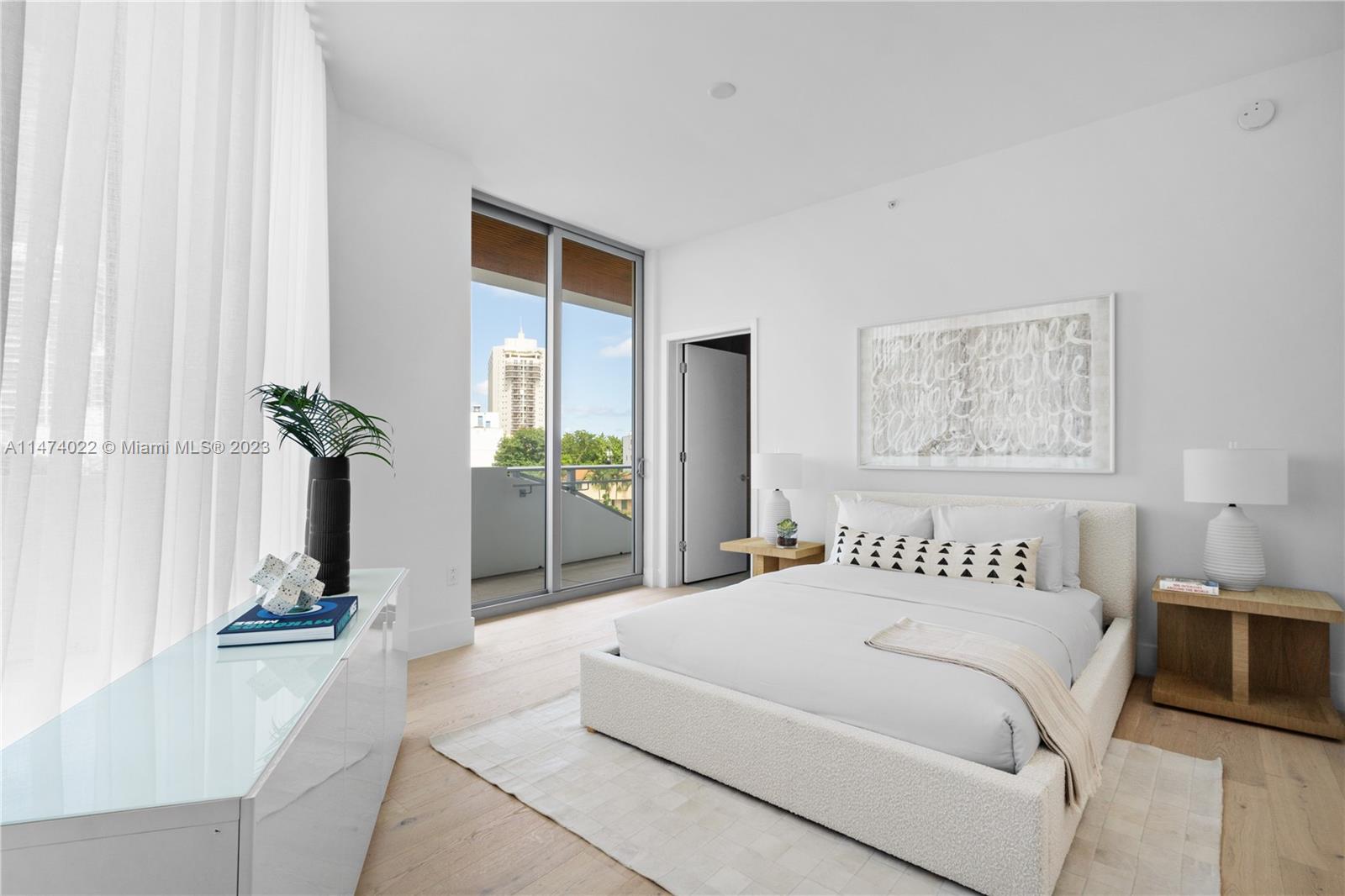 MONACO YACHT CLUB - Residential