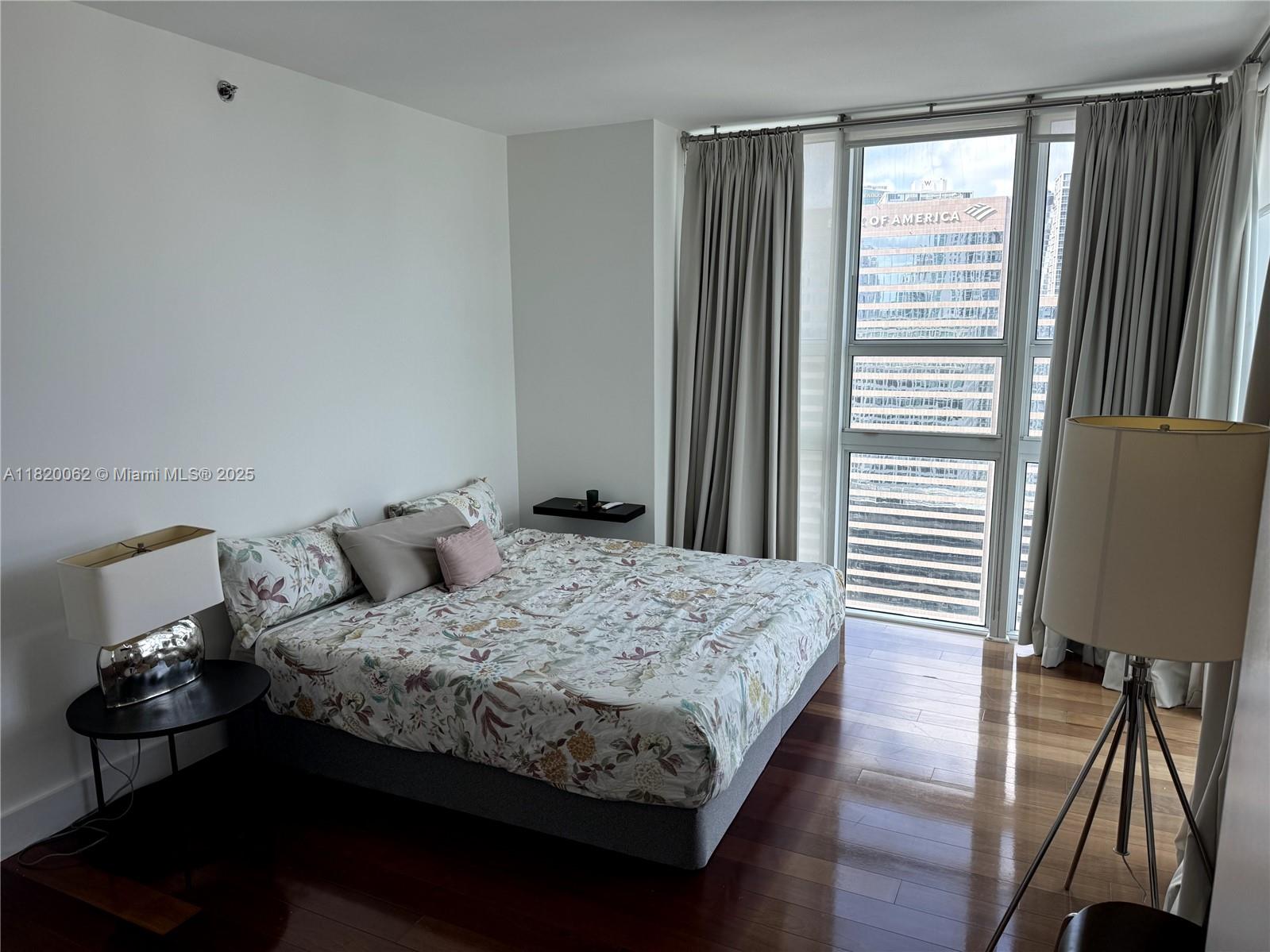 THE PLAZA 851 BRICKELL CO - Residential