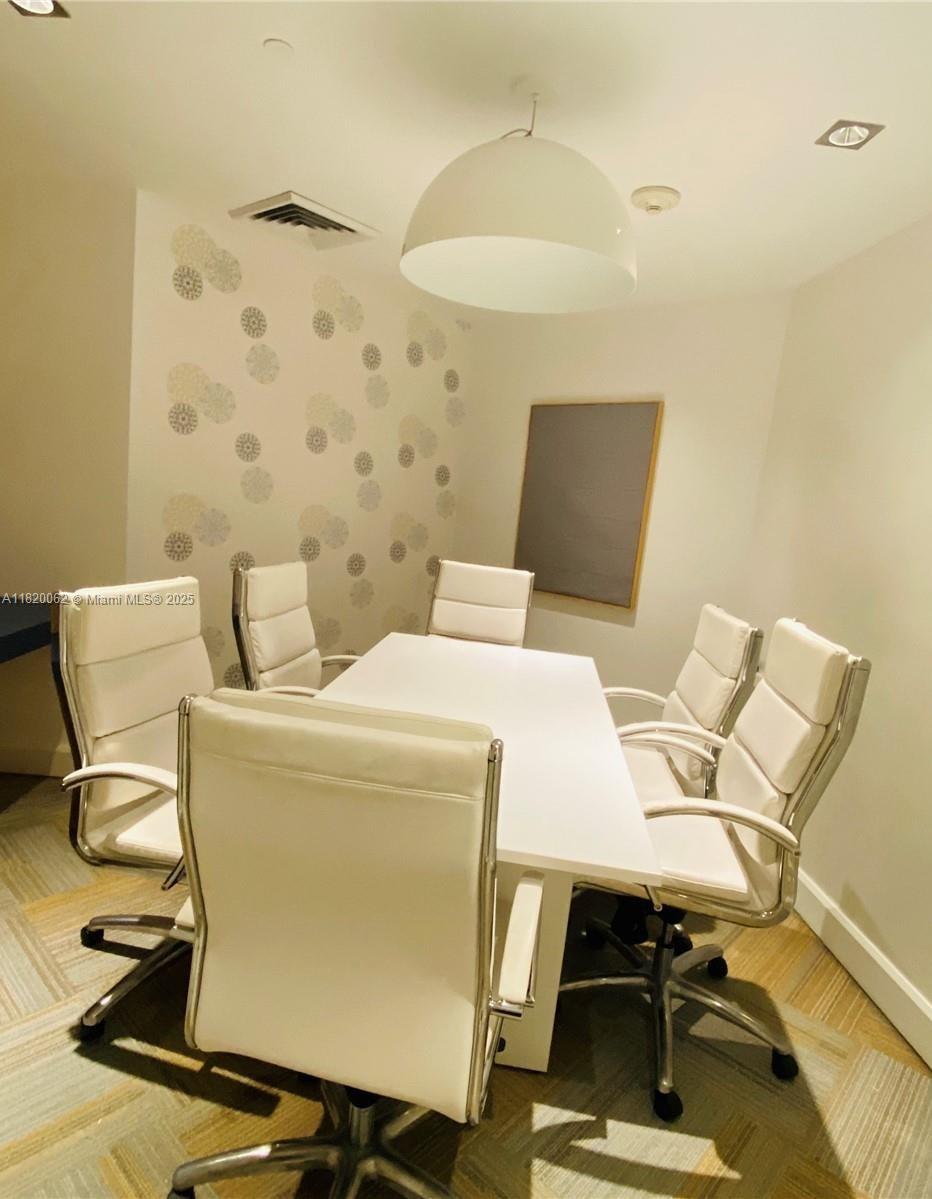 THE PLAZA 851 BRICKELL CO - Residential
