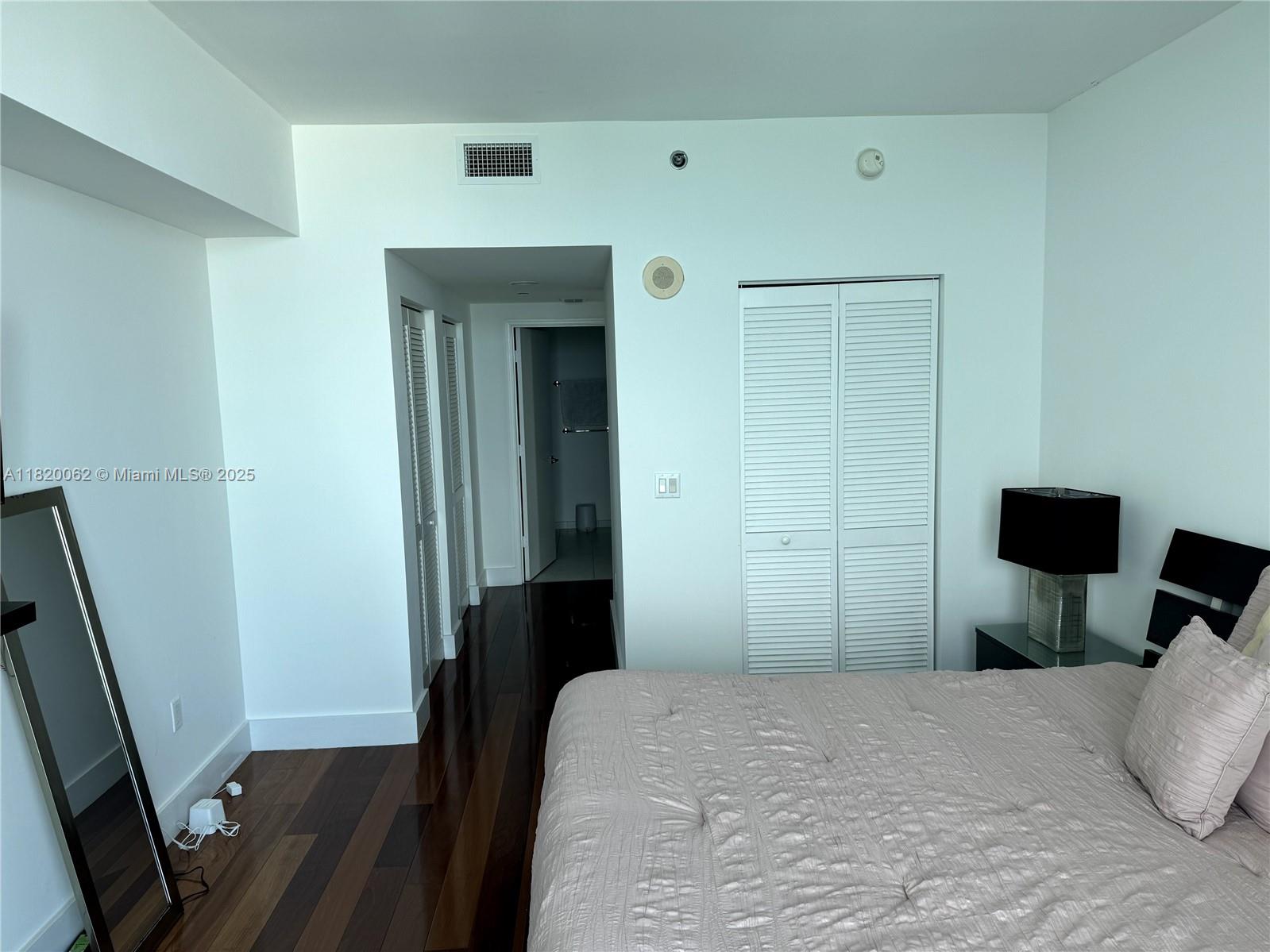 THE PLAZA 851 BRICKELL CO - Residential
