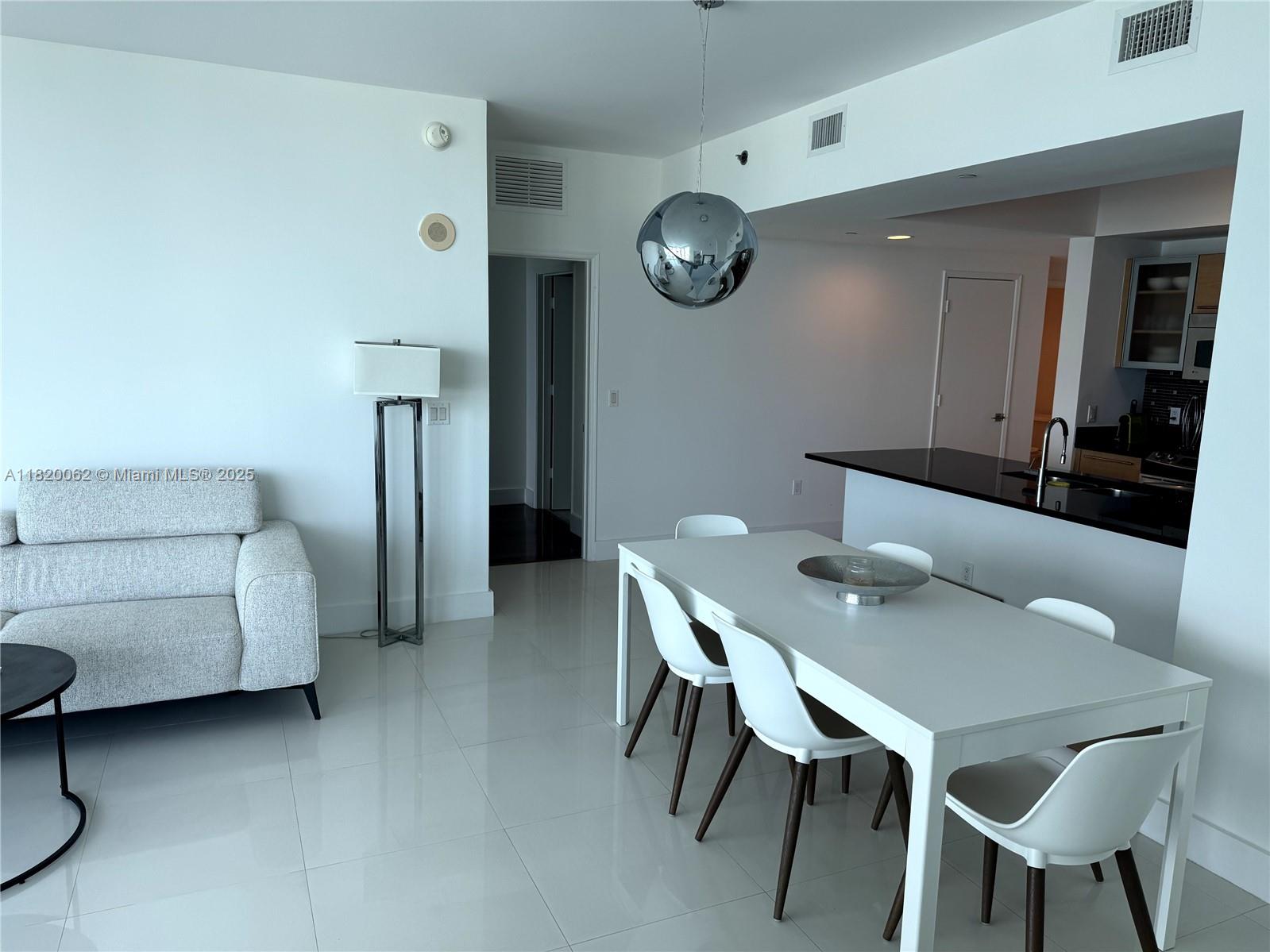 THE PLAZA 851 BRICKELL CO - Residential