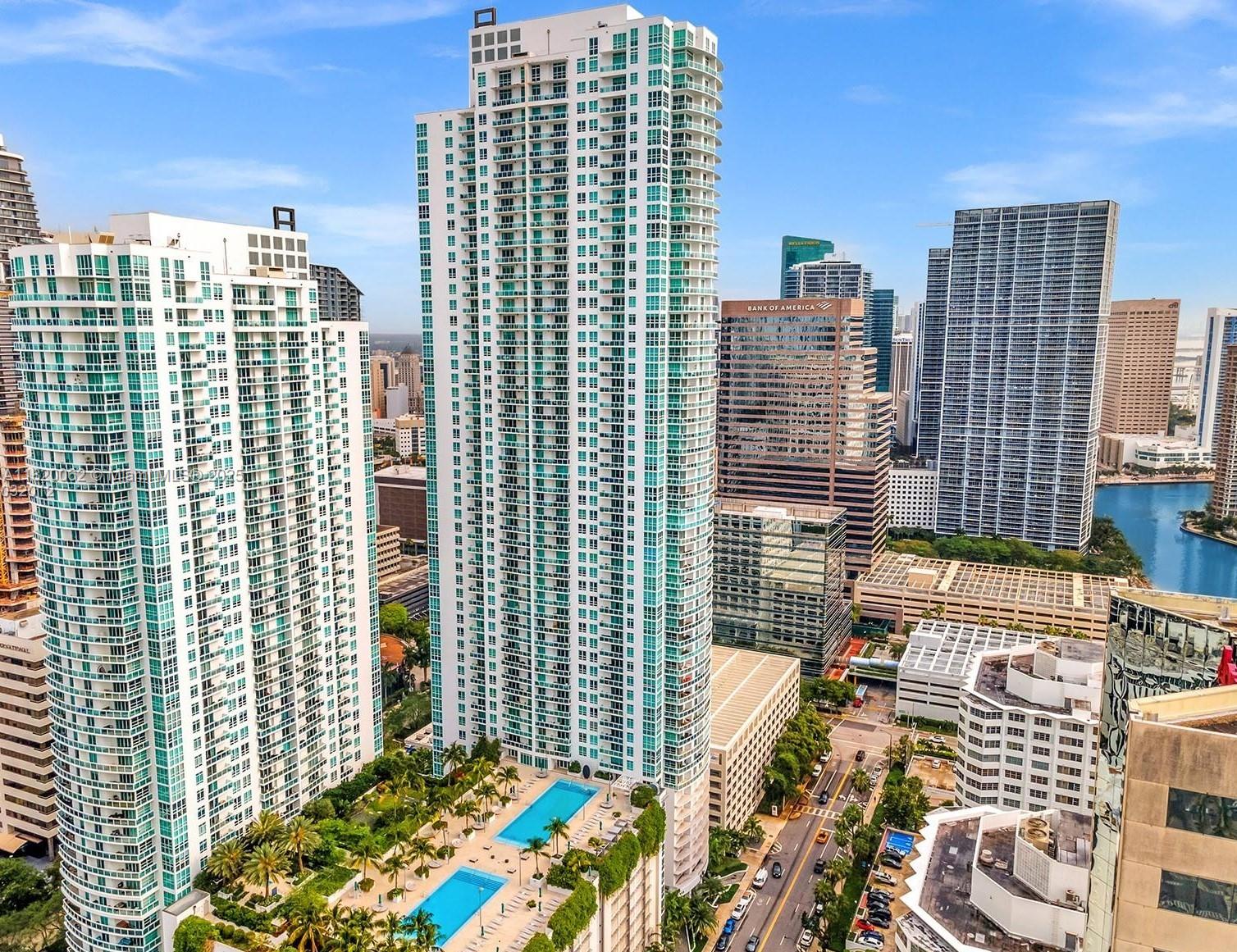 Property for Sale at 950 Brickell Bay Dr 3710, Miami, Broward County, Florida - Bedrooms: 2 
Bathrooms: 3  - $1,120,000