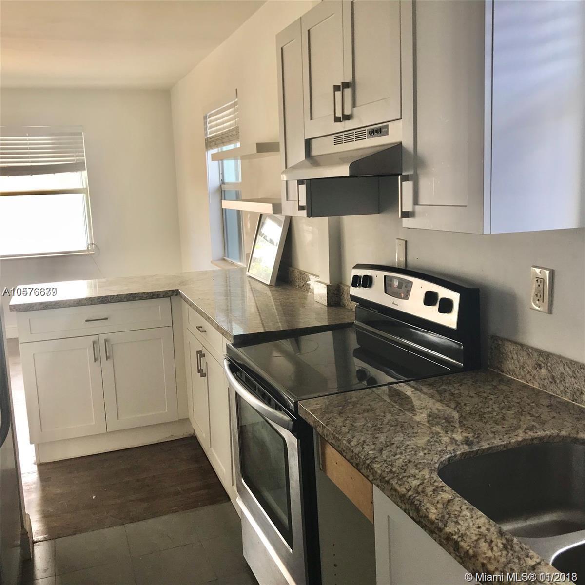 BISCAYNE BCH SUB - Residential Lease