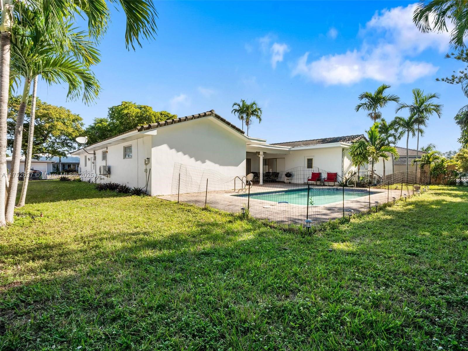 EMERALD HILLS - Residential