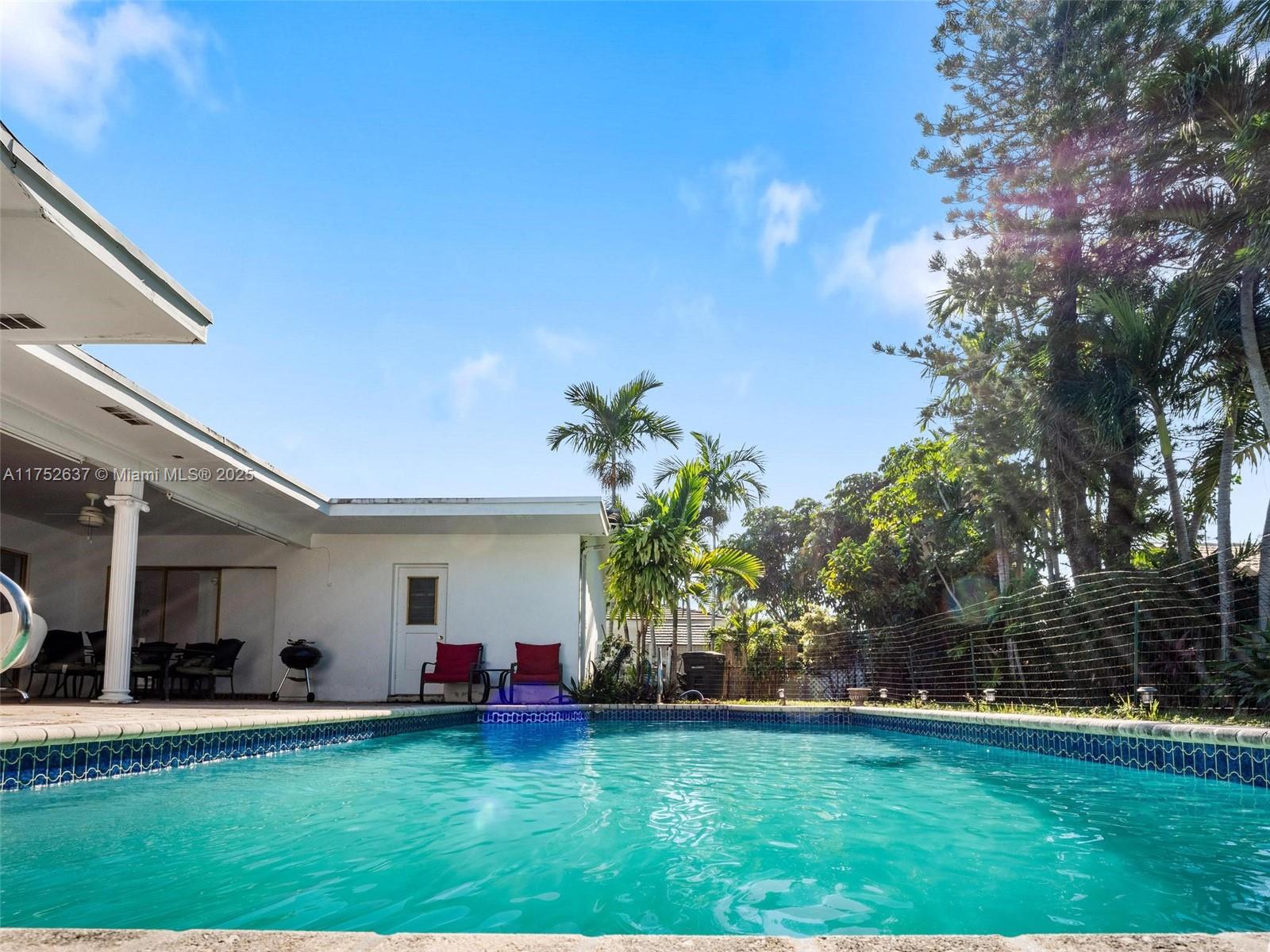 EMERALD HILLS - Residential