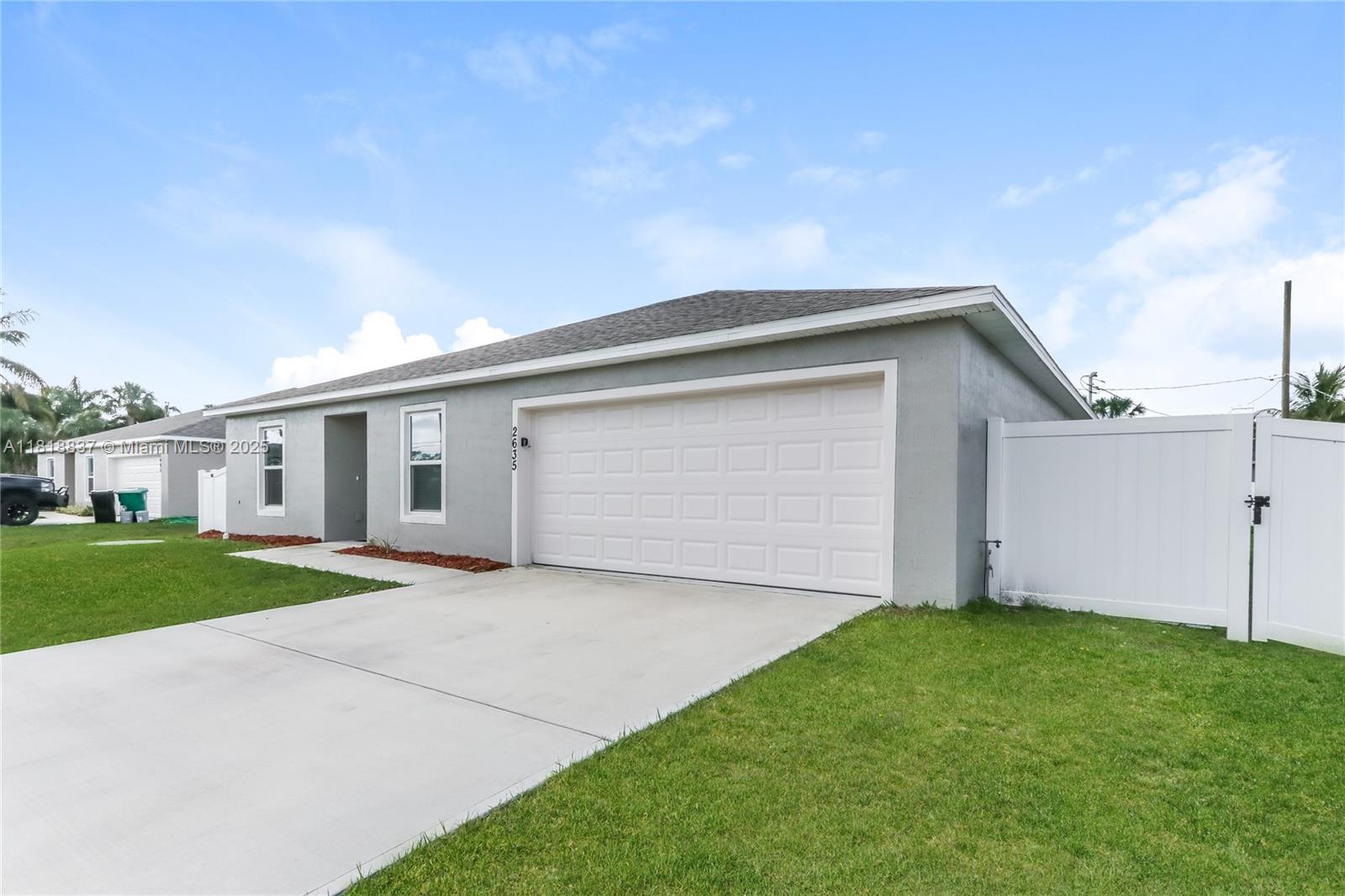 PORT ST LUCIE SECTION 23 - Residential