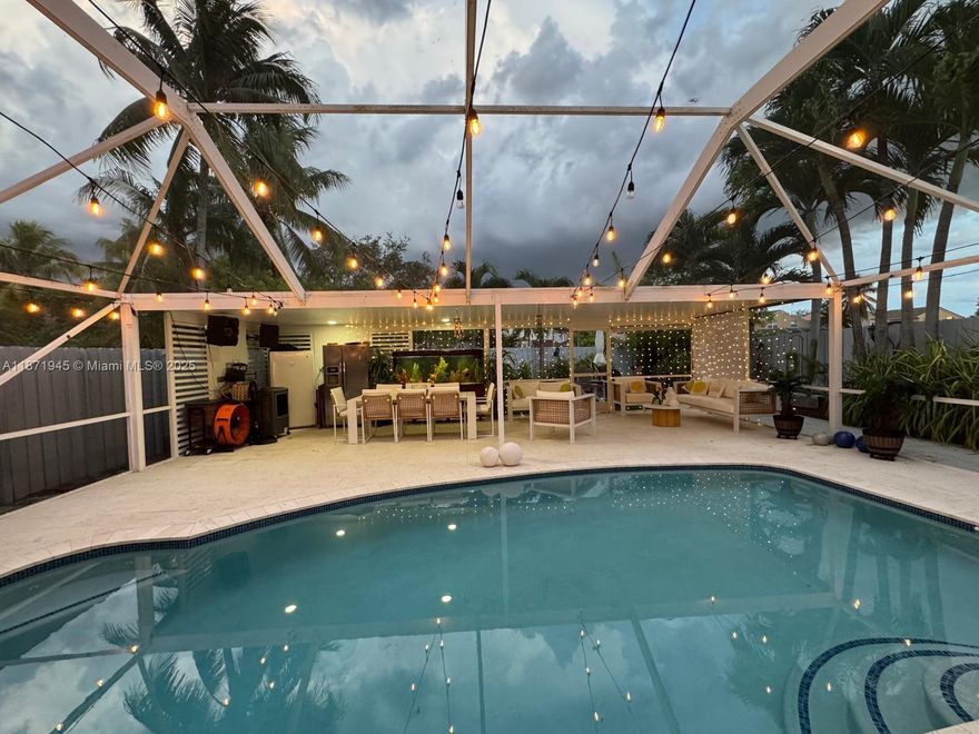 Welcome to this Beautiful  fully remodeled, 3-bedroom, 3-bathroom home offers a rare opportunity to own one of the most desirable lots in The Gardens at Huntington. The location provides exceptional privacy with no rear neighbors, as it backs directly to a beautiful lake.The meticulously updated interior boasts  new floors, a modern kitchen, and redesigned bathrooms. The versatile floor plan includes a converted garage that can be used as an additional family room office combination, or a 4th bedroom.
Outdoor living is elevated by a beautiful patio and a large, private yard—a true luxury in this community. With this home, you get the best of both worlds: a completely updated interior and an incredibly private outdoor retreat.