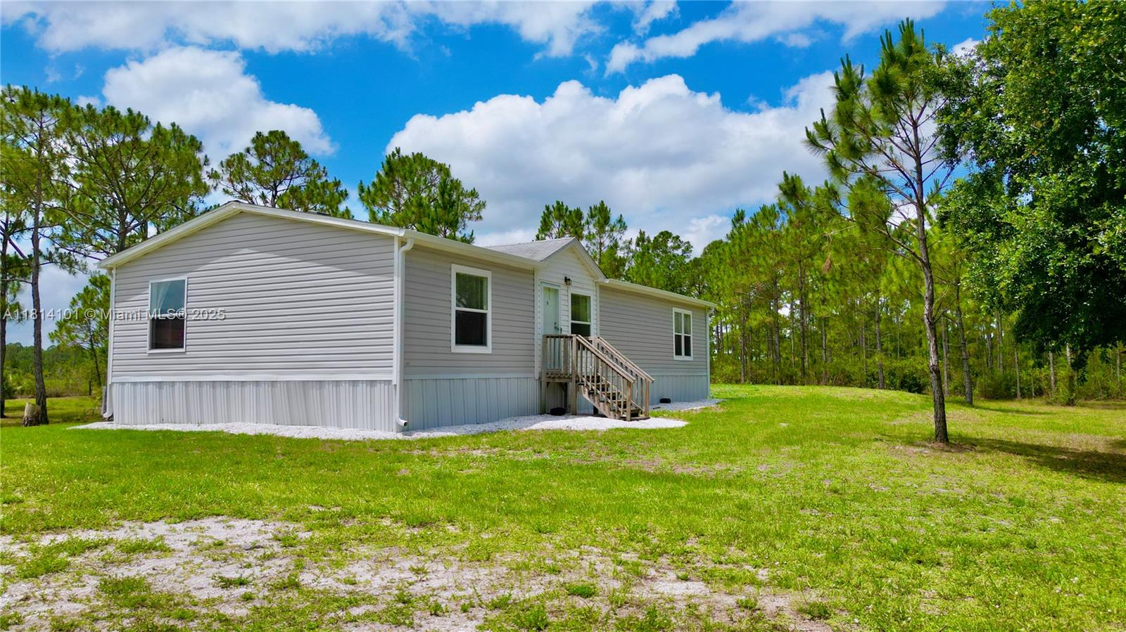 LAKE MONTAZA ESTATES - Residential