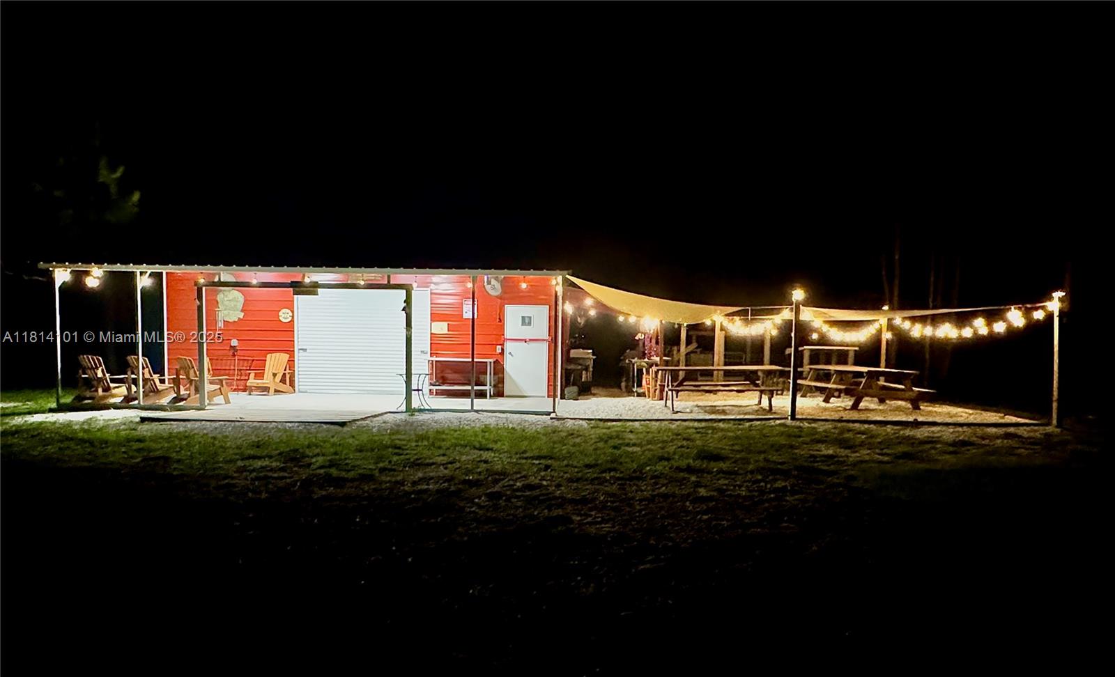 LAKE MONTAZA ESTATES - Residential