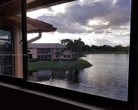 9873 N Belfort Cir 215 Tamarac FL 33321
