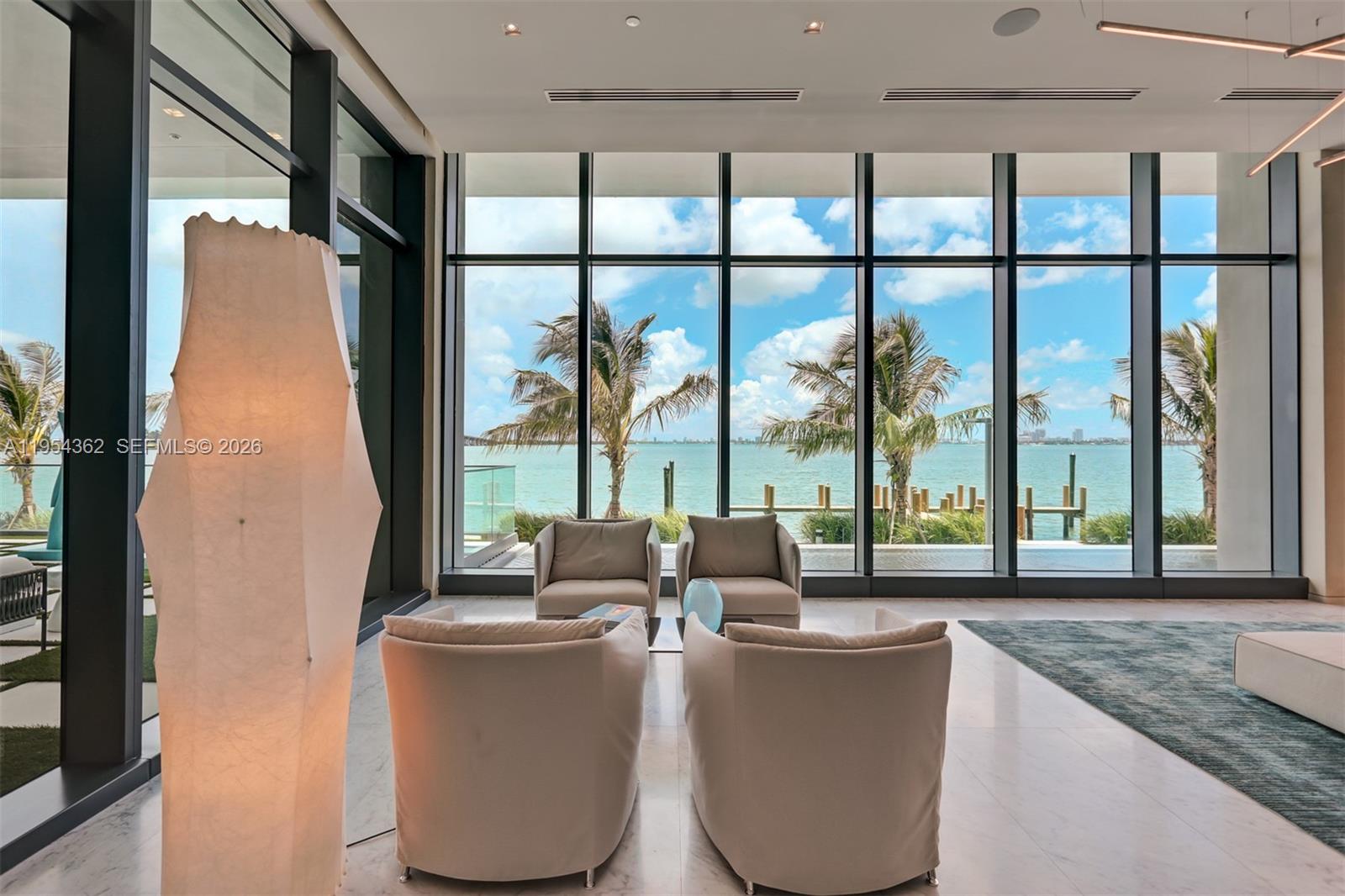 ONE PARAISO CONDO - Residential