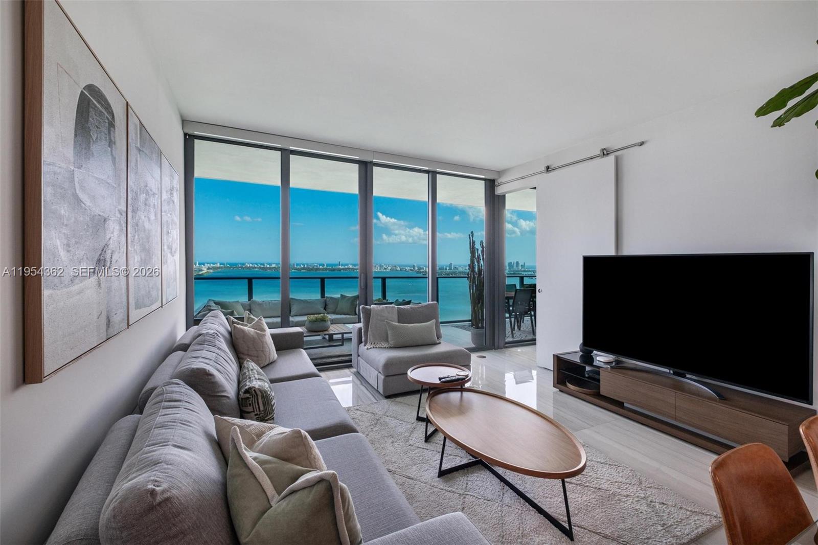 ONE PARAISO CONDO - Residential