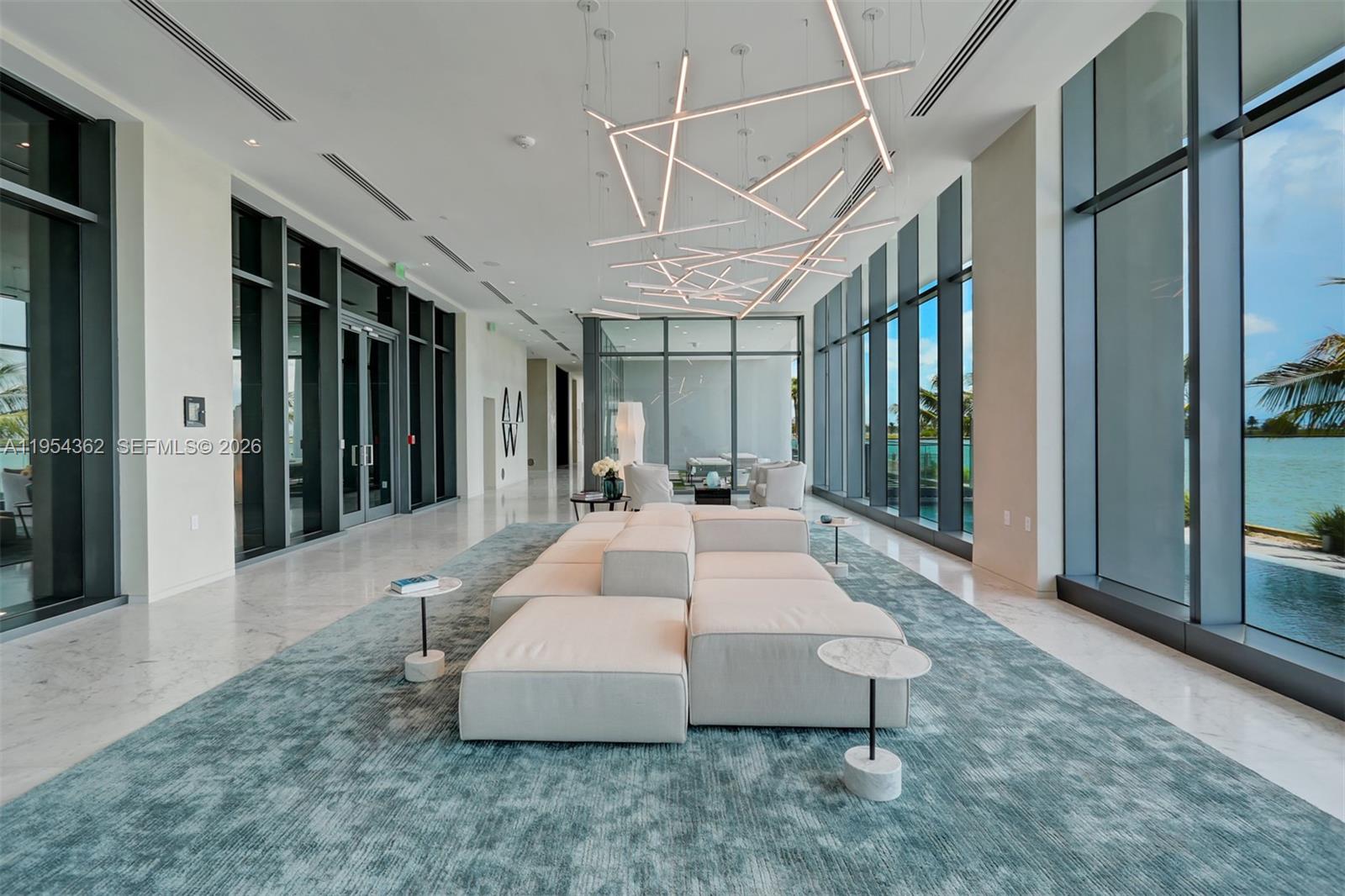 ONE PARAISO CONDO - Residential