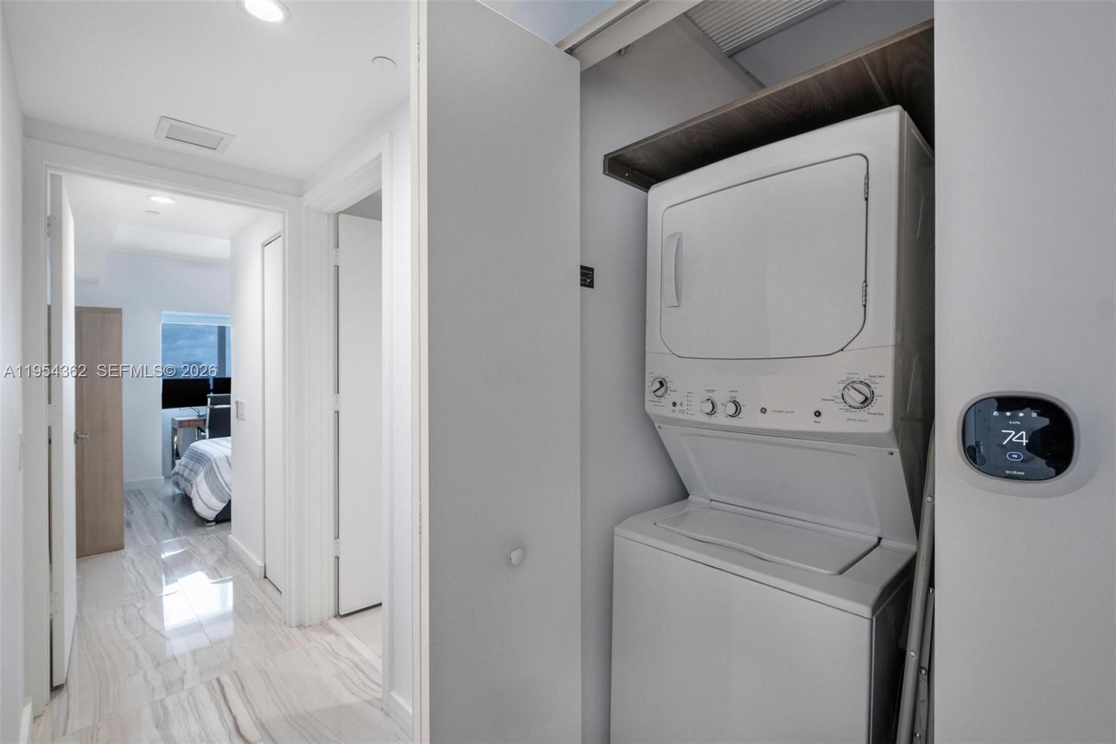 ONE PARAISO CONDO - Residential