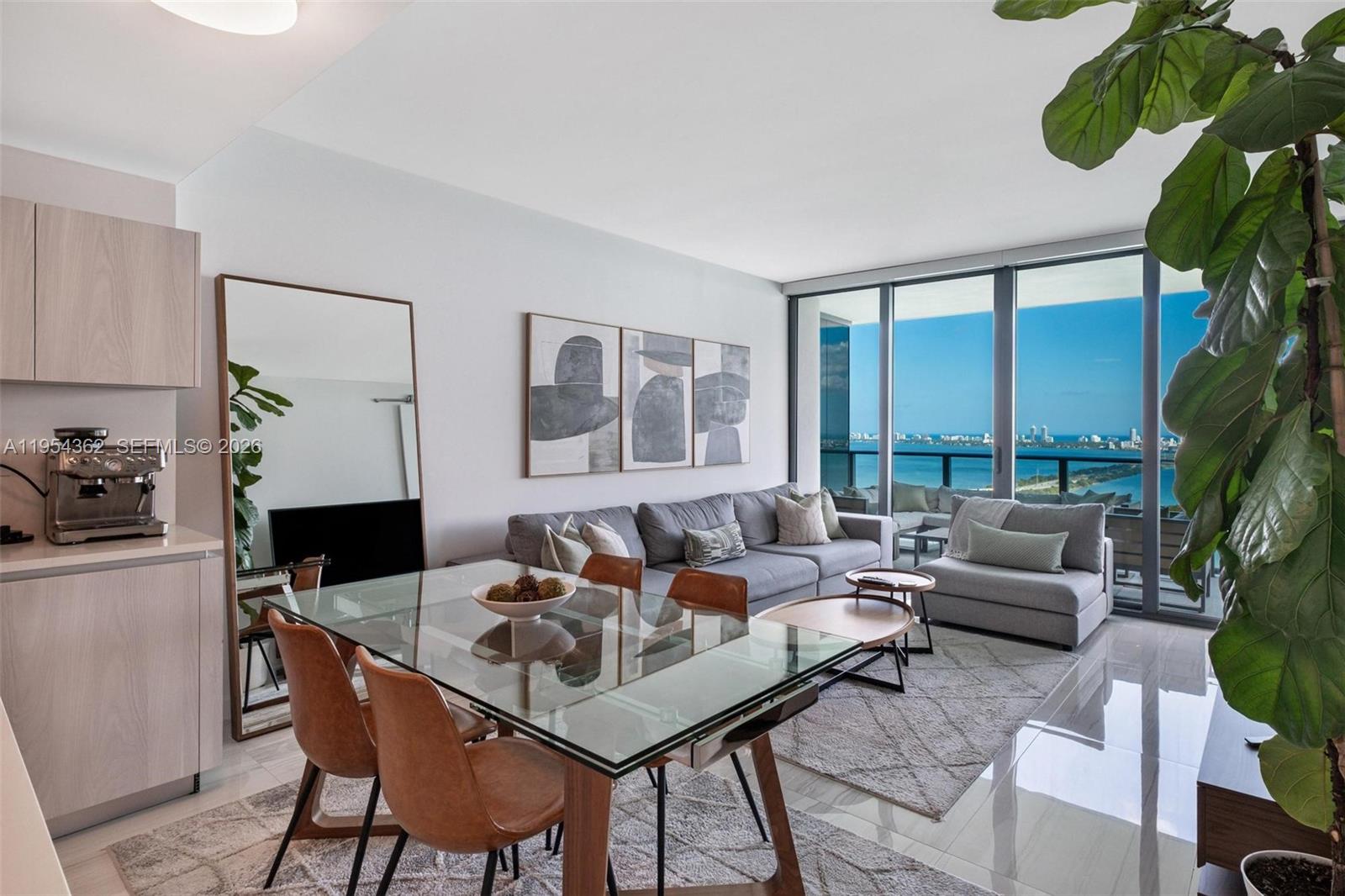 ONE PARAISO CONDO - Residential