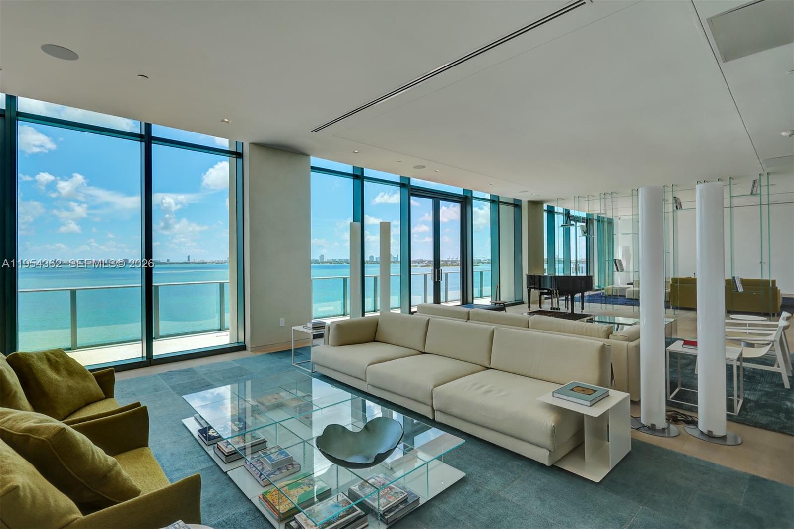 ONE PARAISO CONDO - Residential