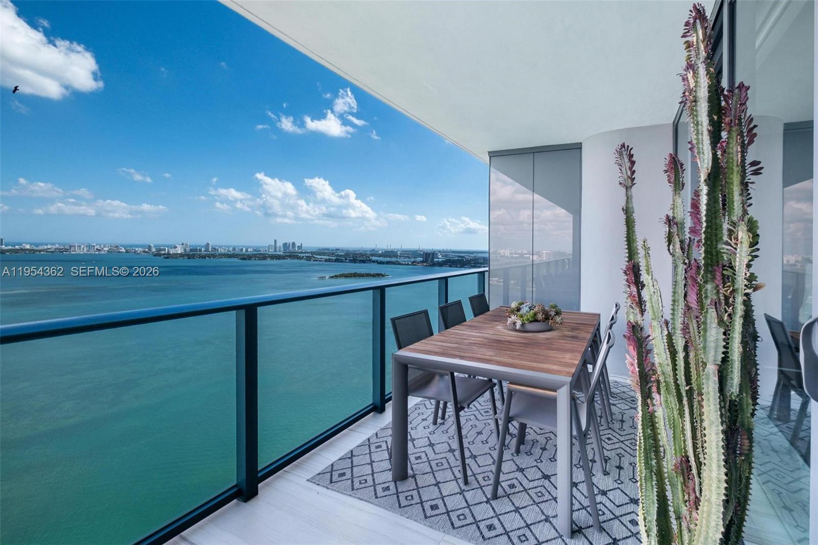 ONE PARAISO CONDO - Residential