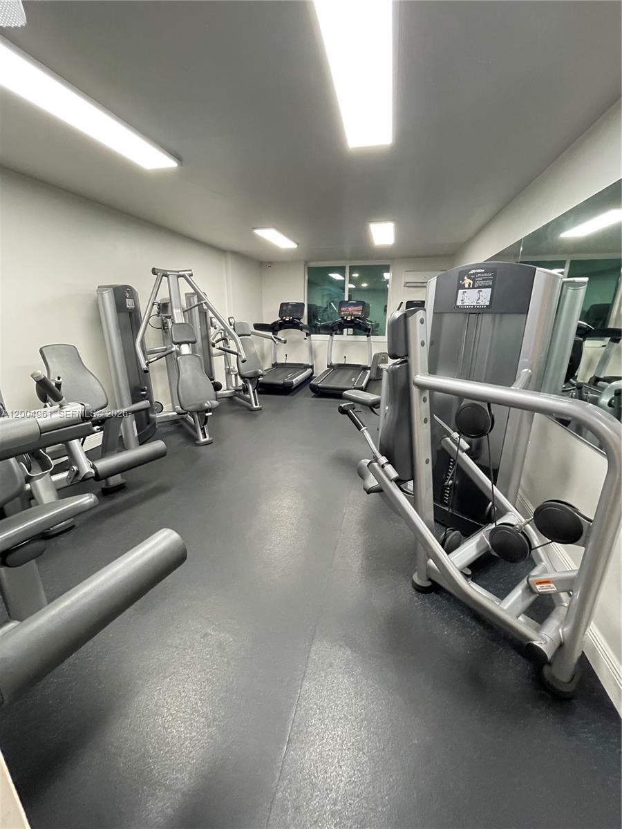 HILLCREST EAST NO 20 COND - Residential