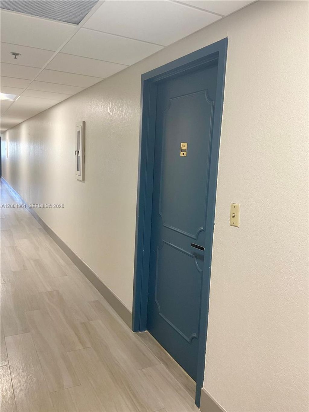 Photo of 919 Hillcrest Dr #504, Hollywood, FL 33021 (MLS # A12004961)