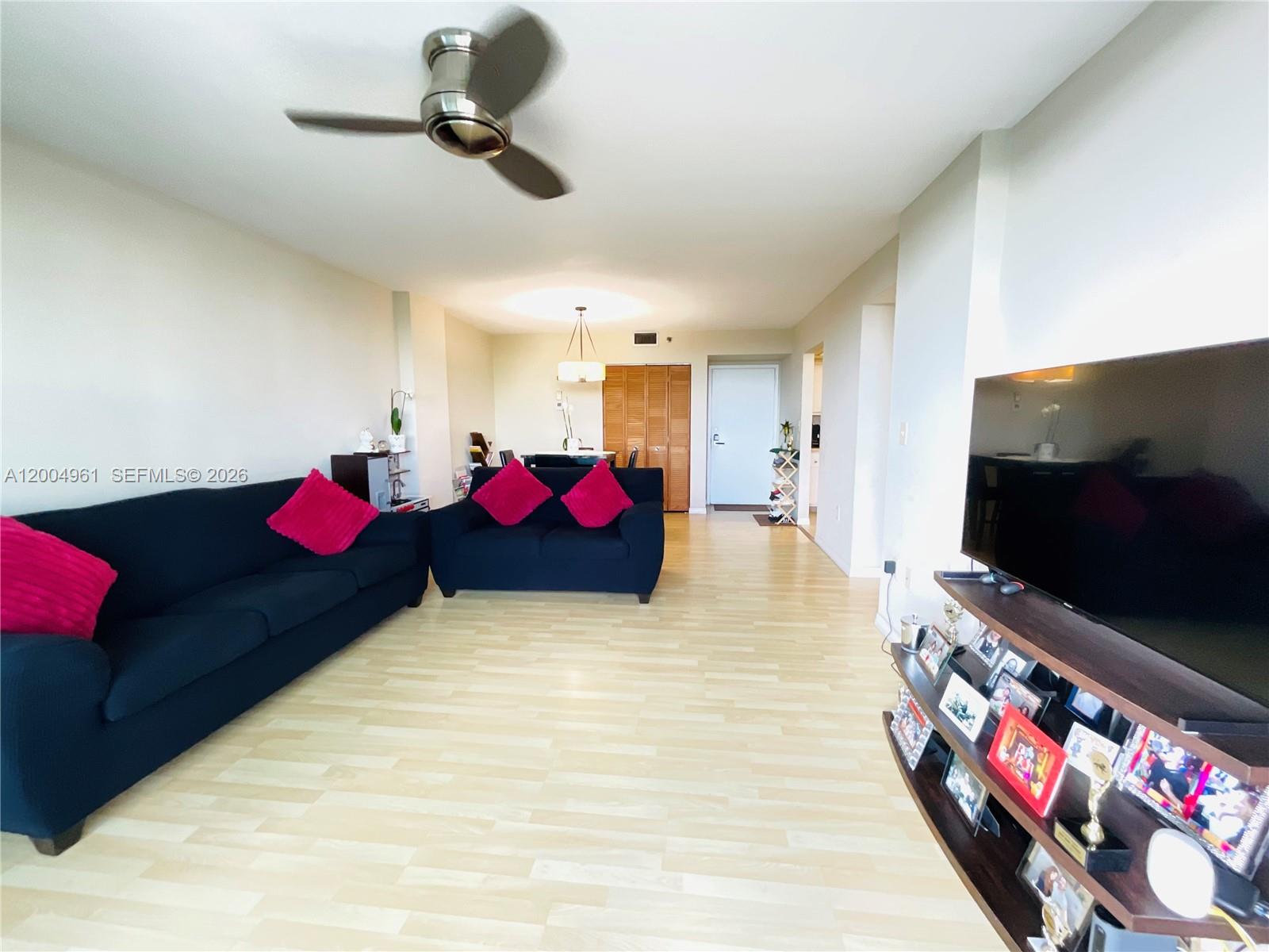 HILLCREST EAST NO 20 COND - Residential