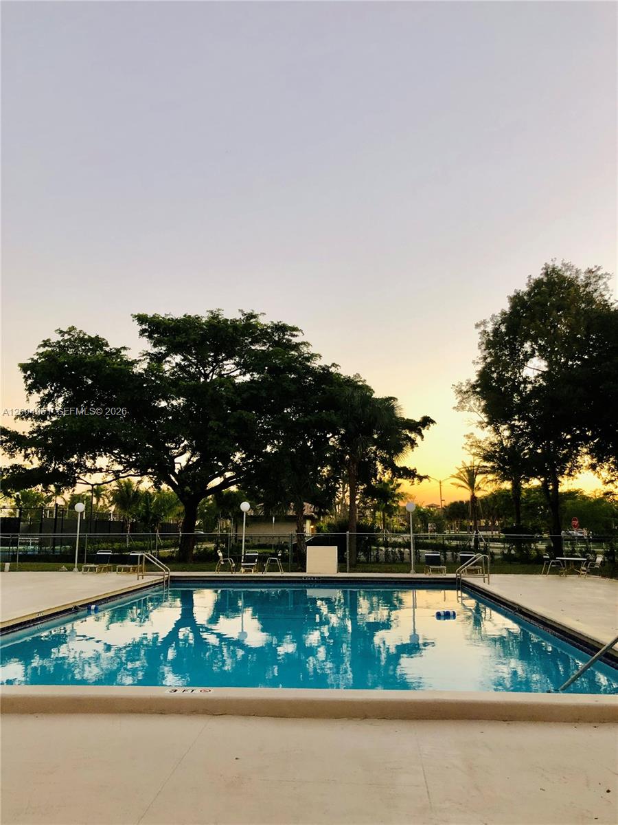 HILLCREST EAST NO 20 COND - Residential