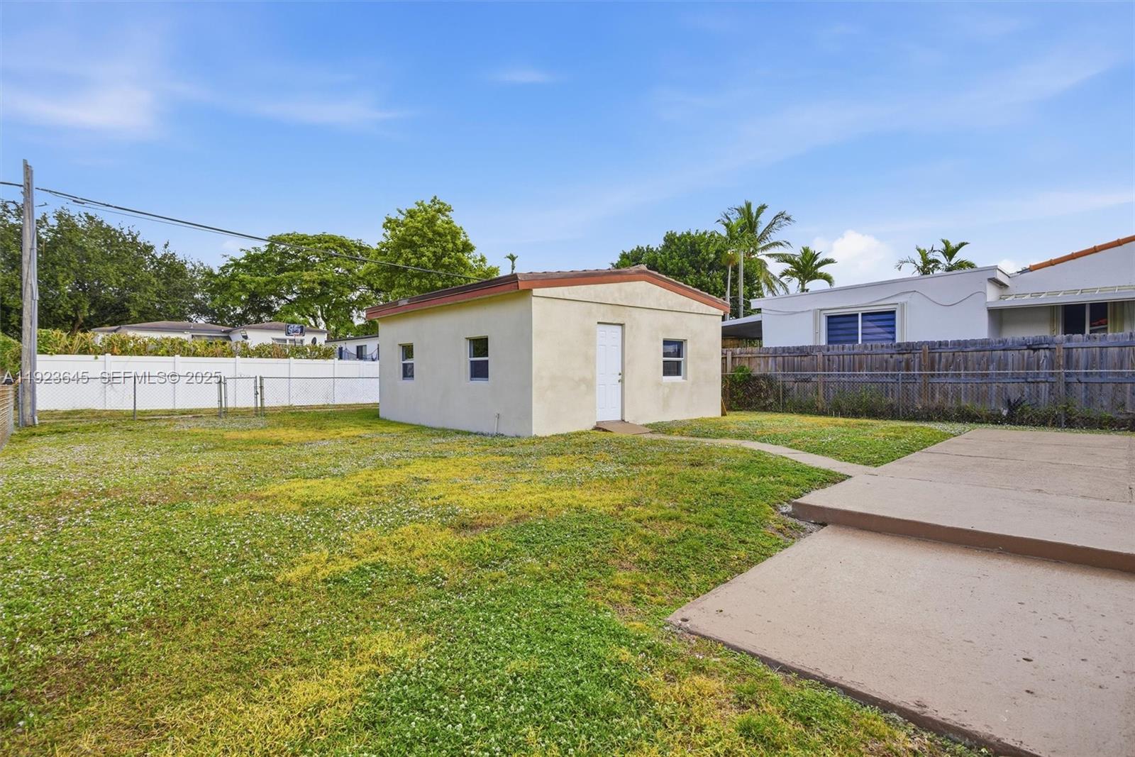 CINEMA PARK COUNTRY CLUB - Residential