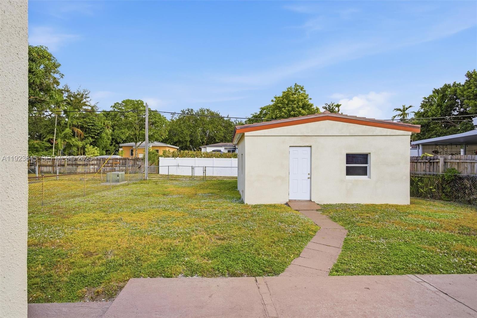 CINEMA PARK COUNTRY CLUB - Residential