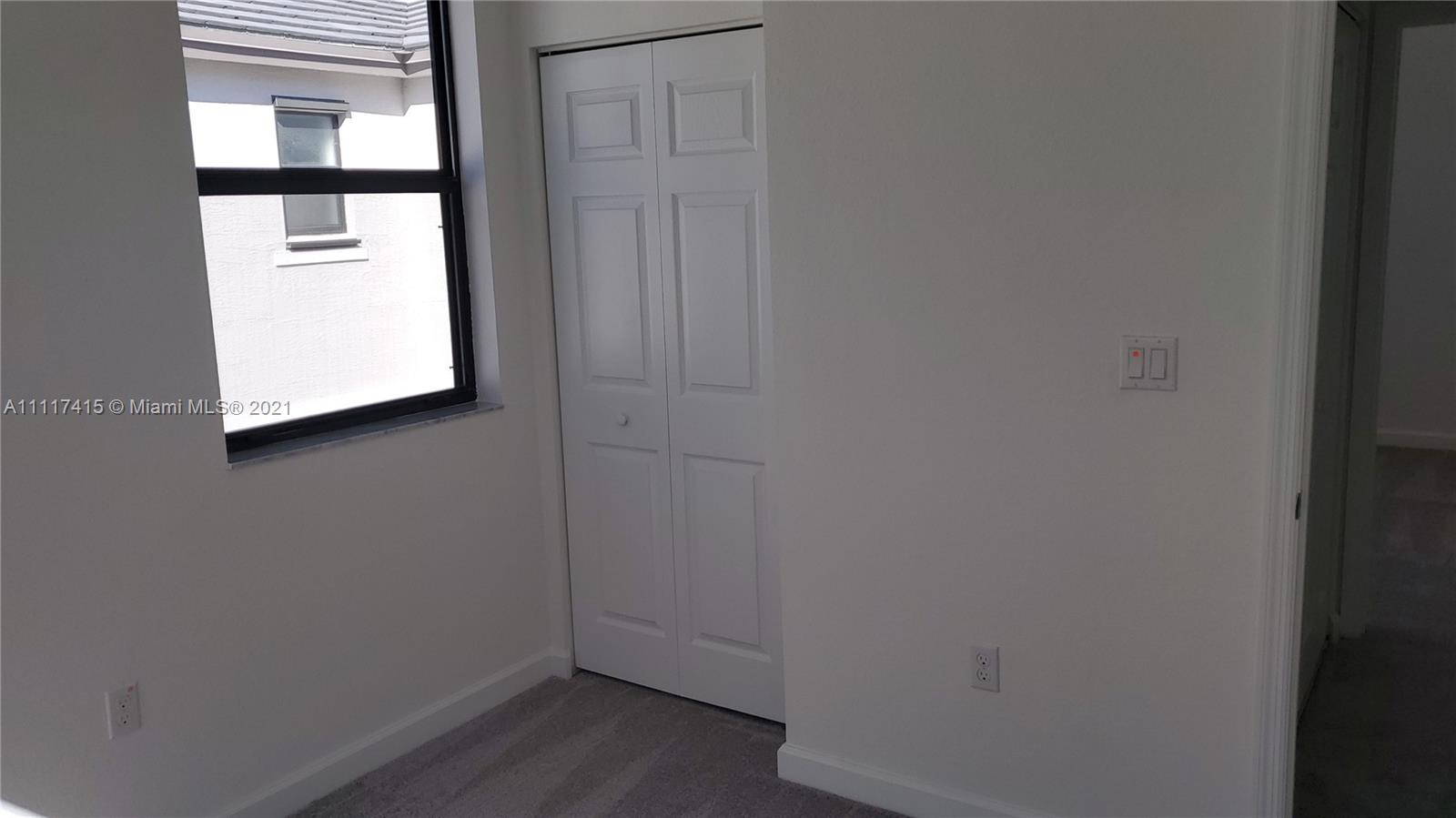 RESERVE AT EDGEWOOD - Residential Lease