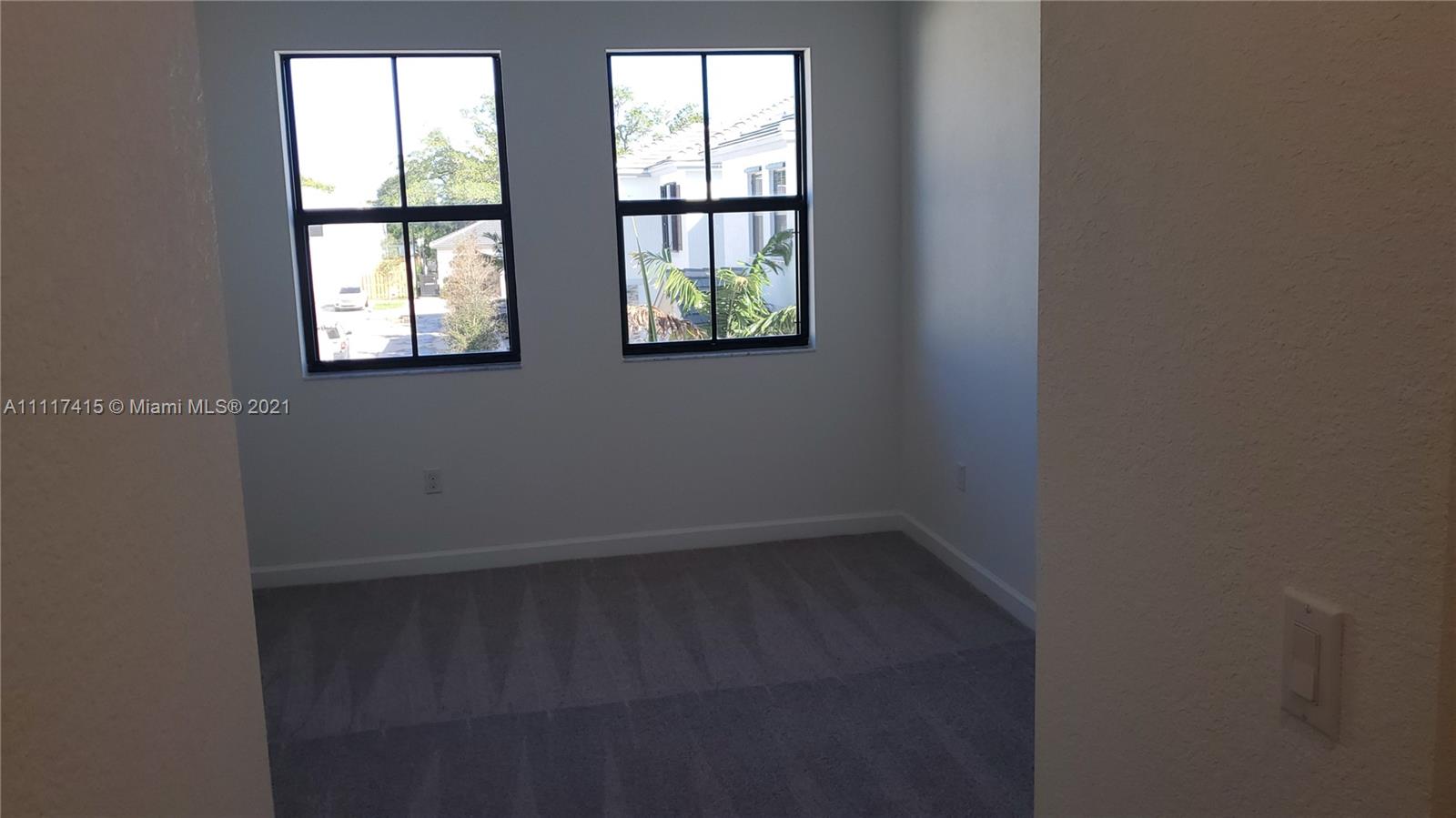 RESERVE AT EDGEWOOD - Residential Lease