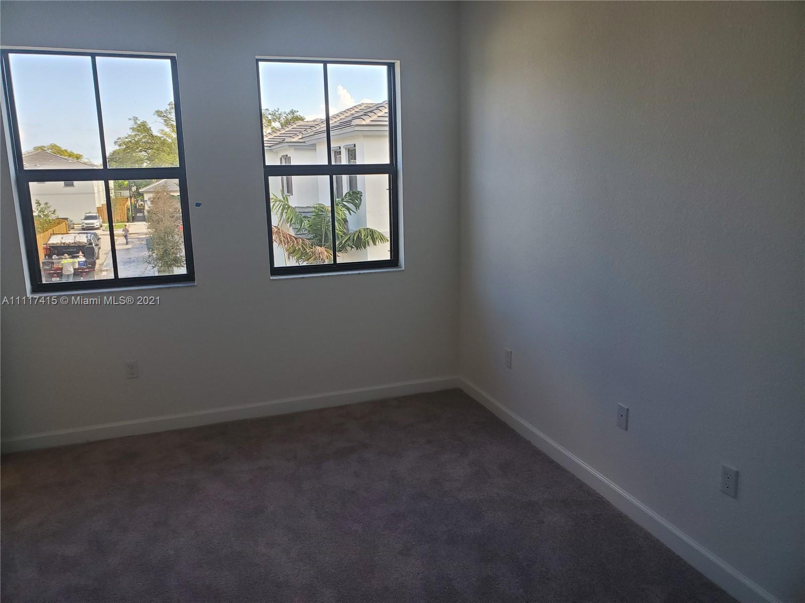RESERVE AT EDGEWOOD - Residential Lease