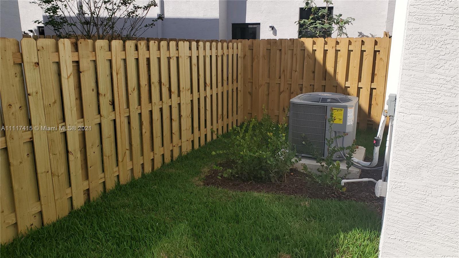 RESERVE AT EDGEWOOD - Residential Lease