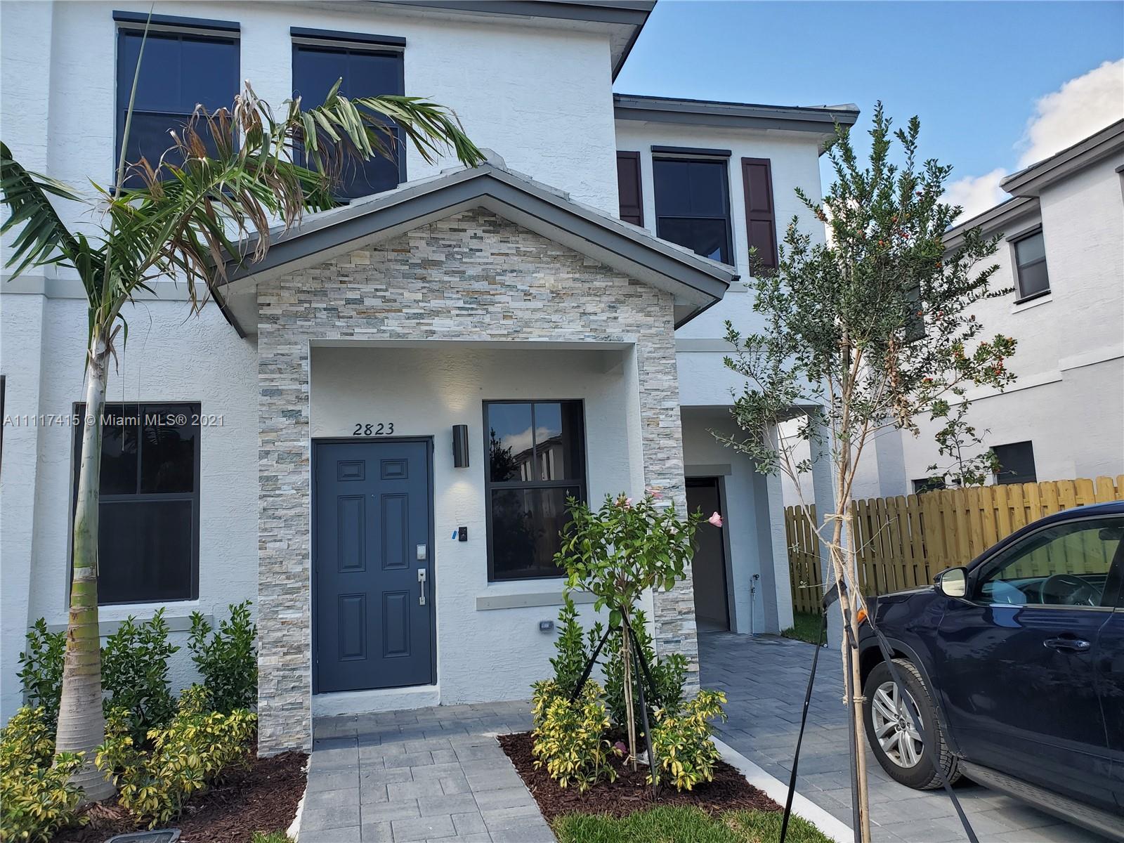 RESERVE AT EDGEWOOD - Residential Lease