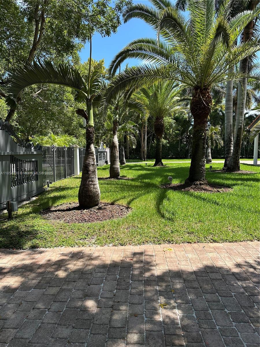 HELMS COUNTRY ESTATES RE- - Residential