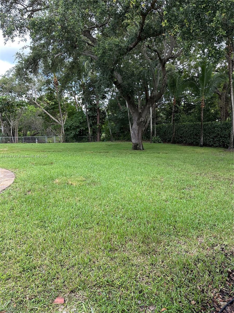 HELMS COUNTRY ESTATES RE- - Residential