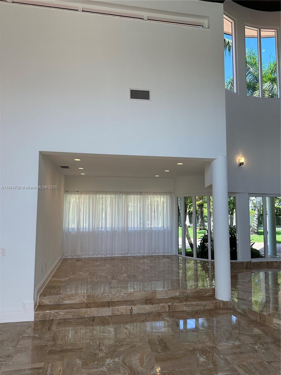 HELMS COUNTRY ESTATES RE- - Residential