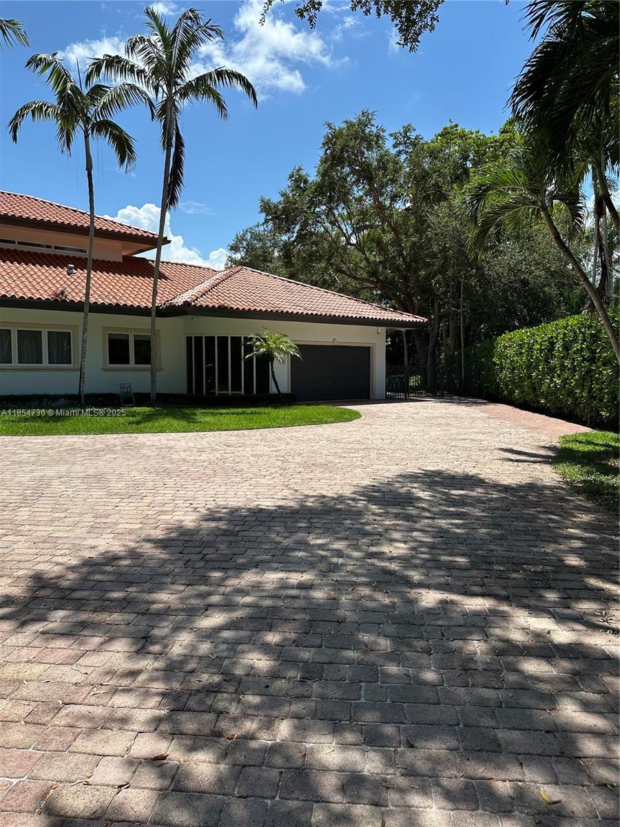 HELMS COUNTRY ESTATES RE- - Residential