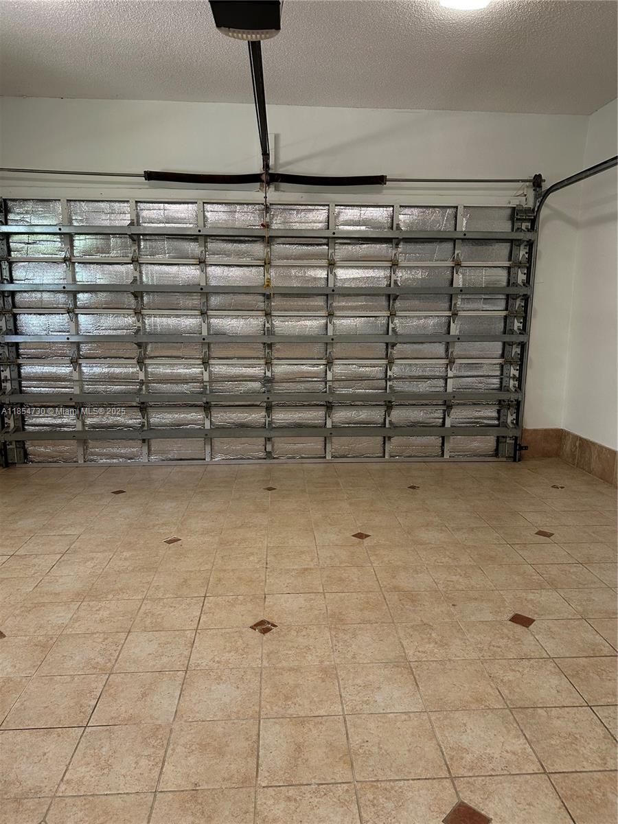 HELMS COUNTRY ESTATES RE- - Residential