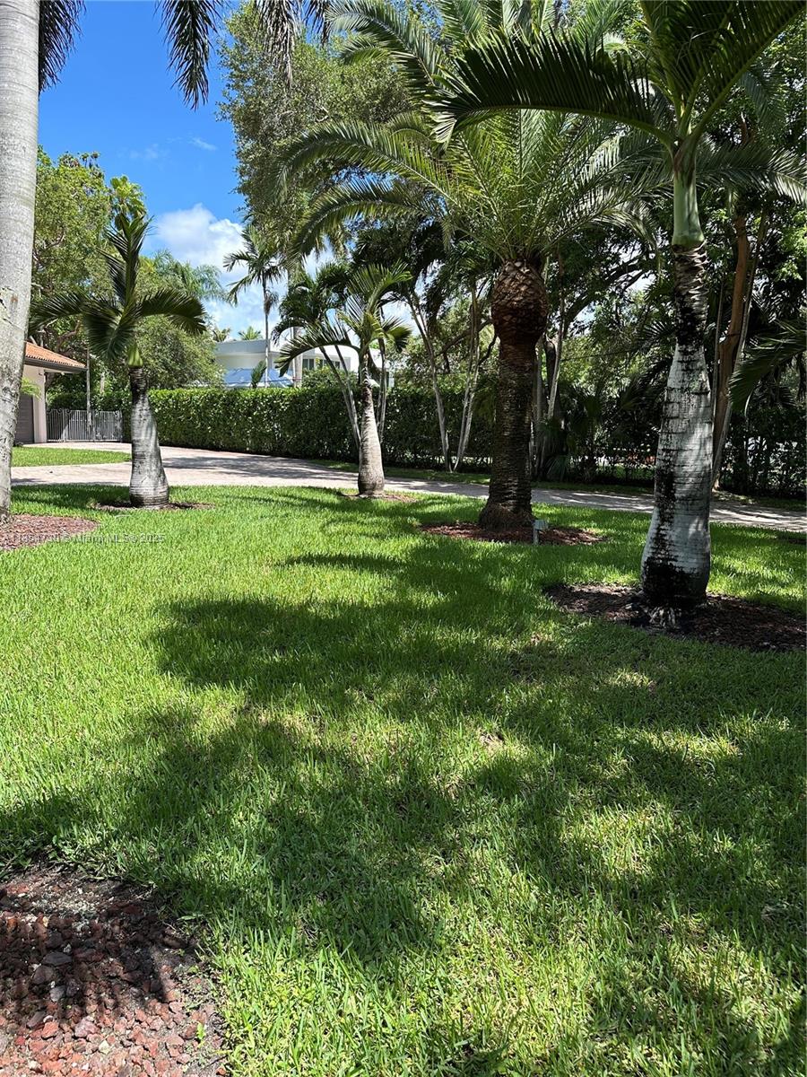 HELMS COUNTRY ESTATES RE- - Residential